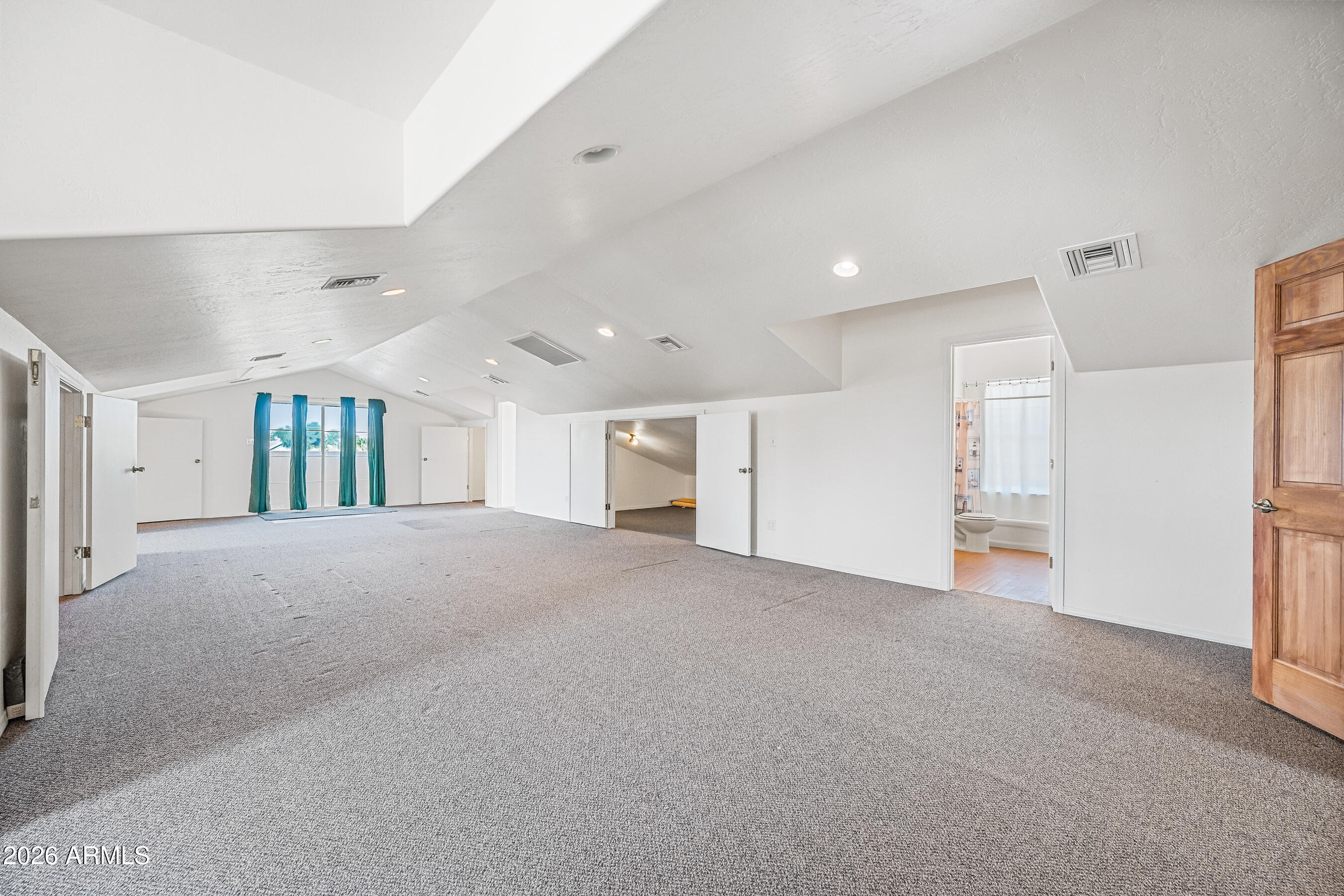 TREMAINE PARK - Residential