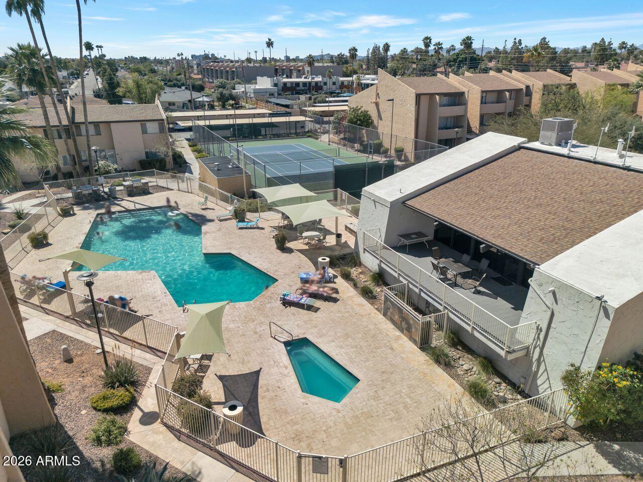 WOODLAND SPRINGS - Residential