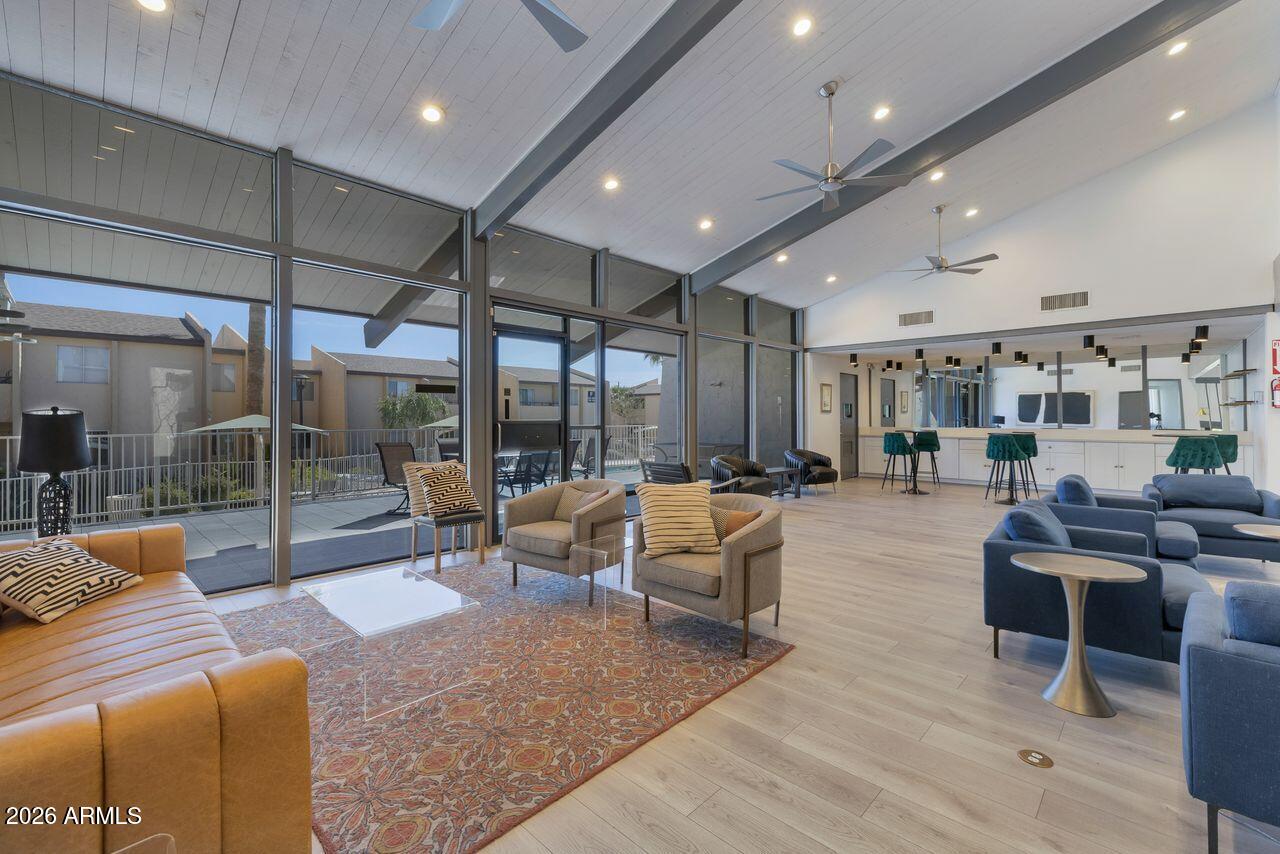WOODLAND SPRINGS - Residential