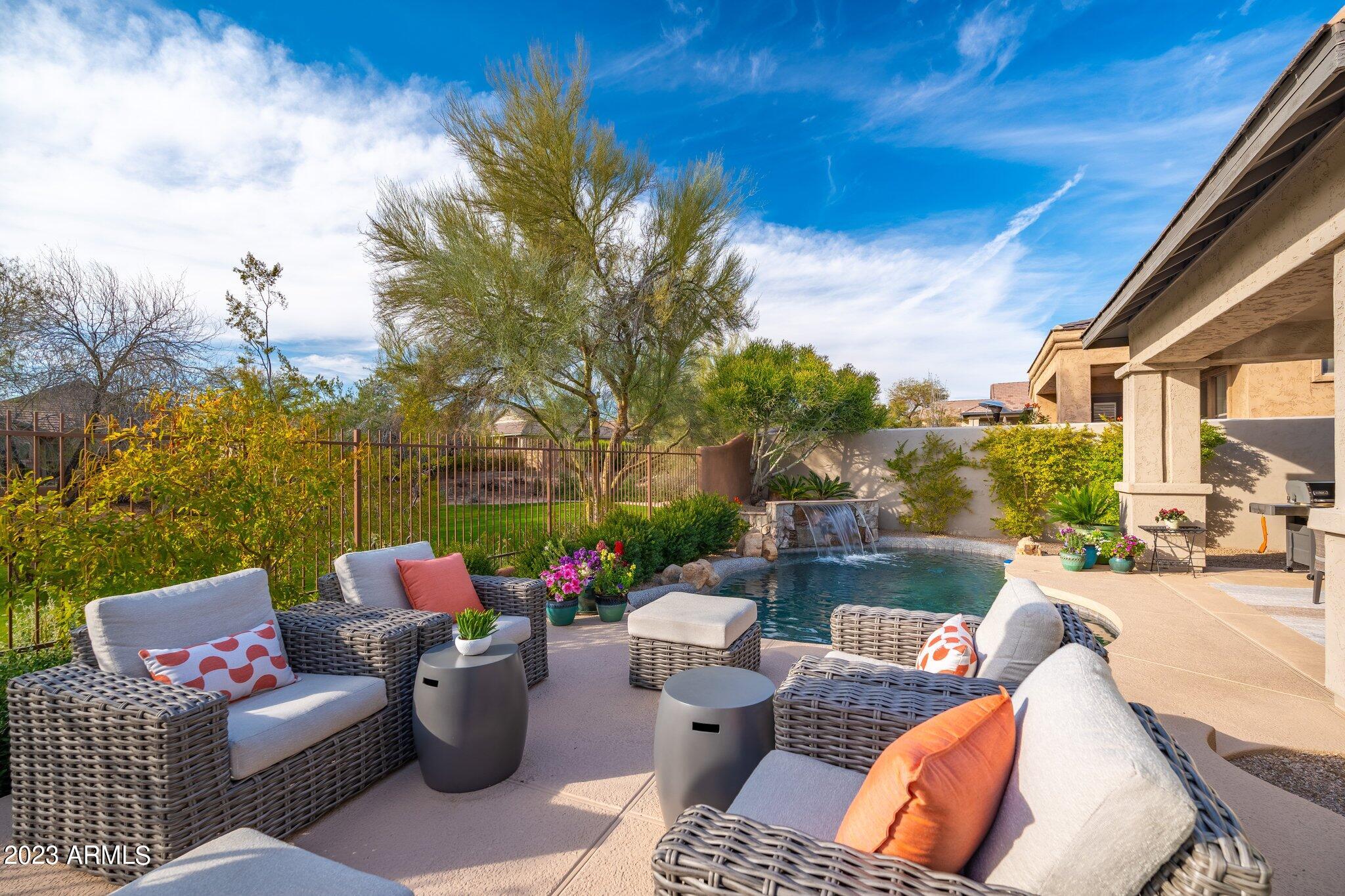DC RANCH - Residential
