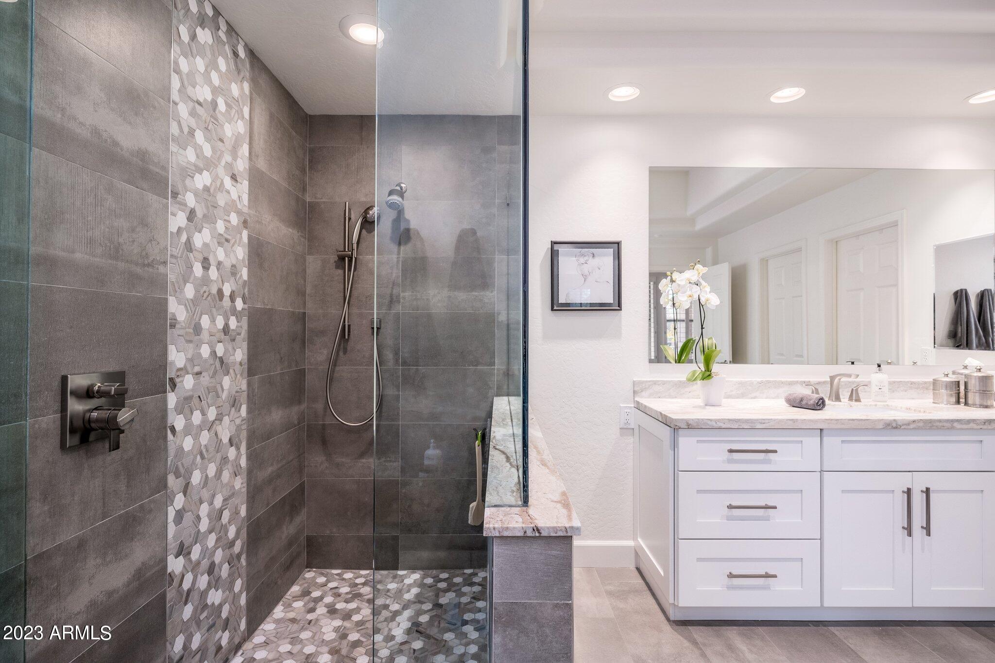 DC RANCH - Residential