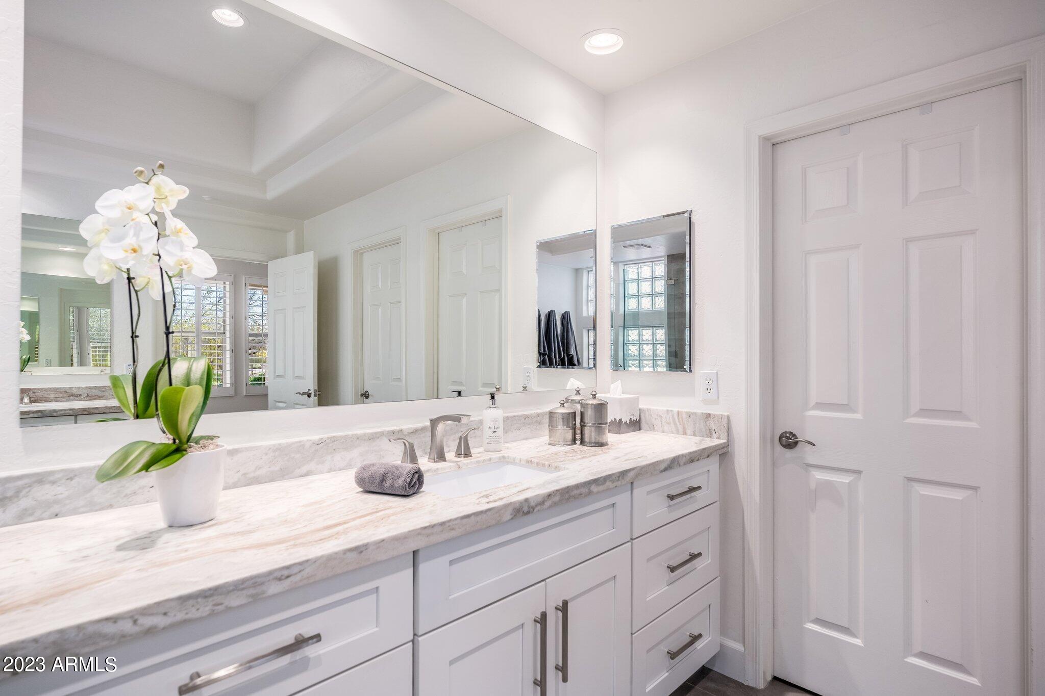 DC RANCH - Residential