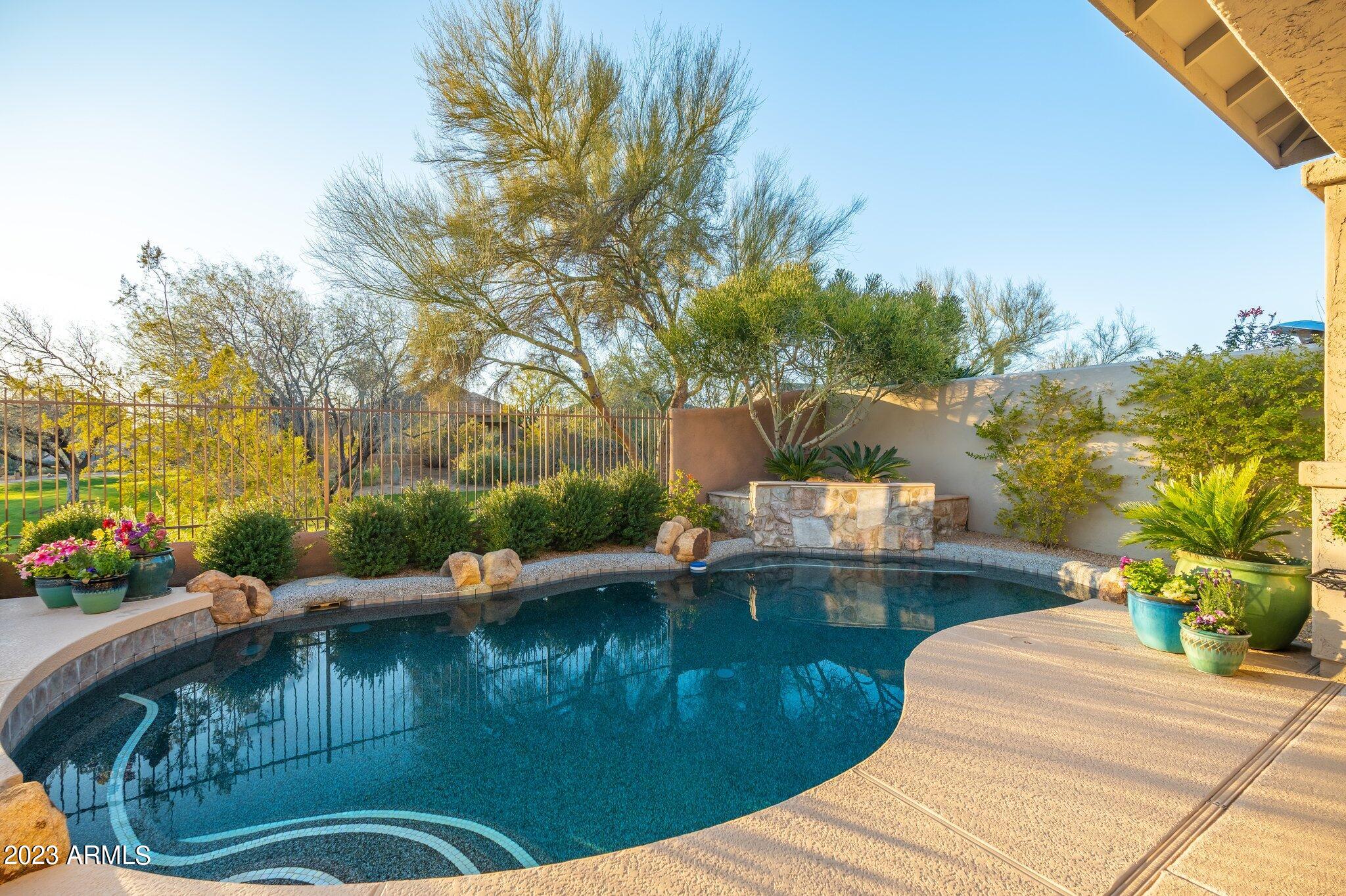 DC RANCH - Residential
