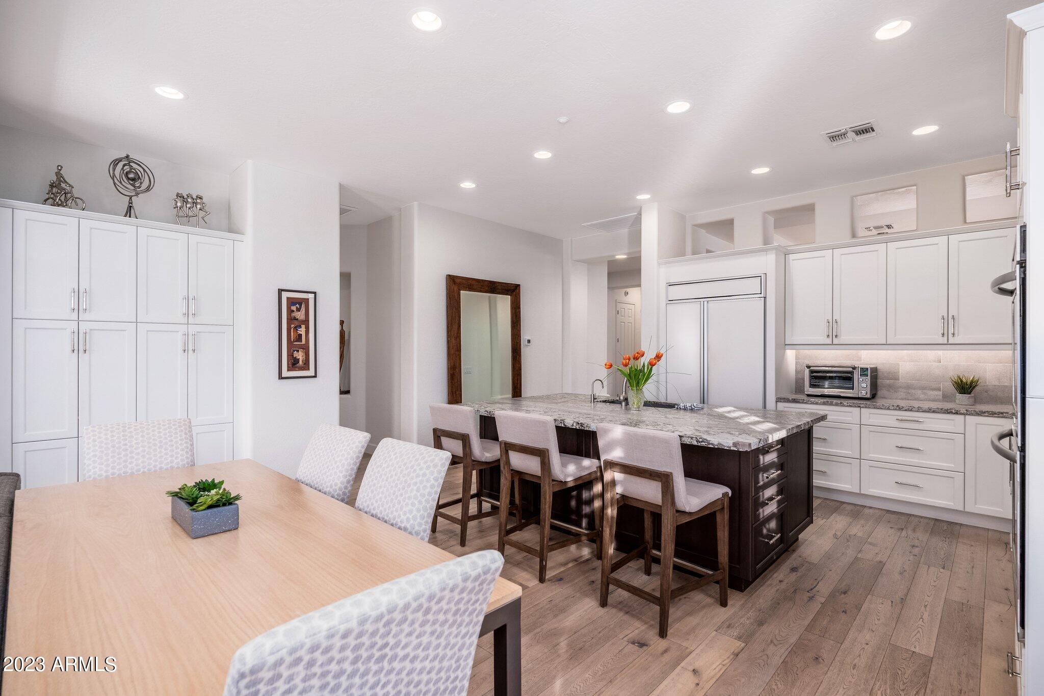 DC RANCH - Residential