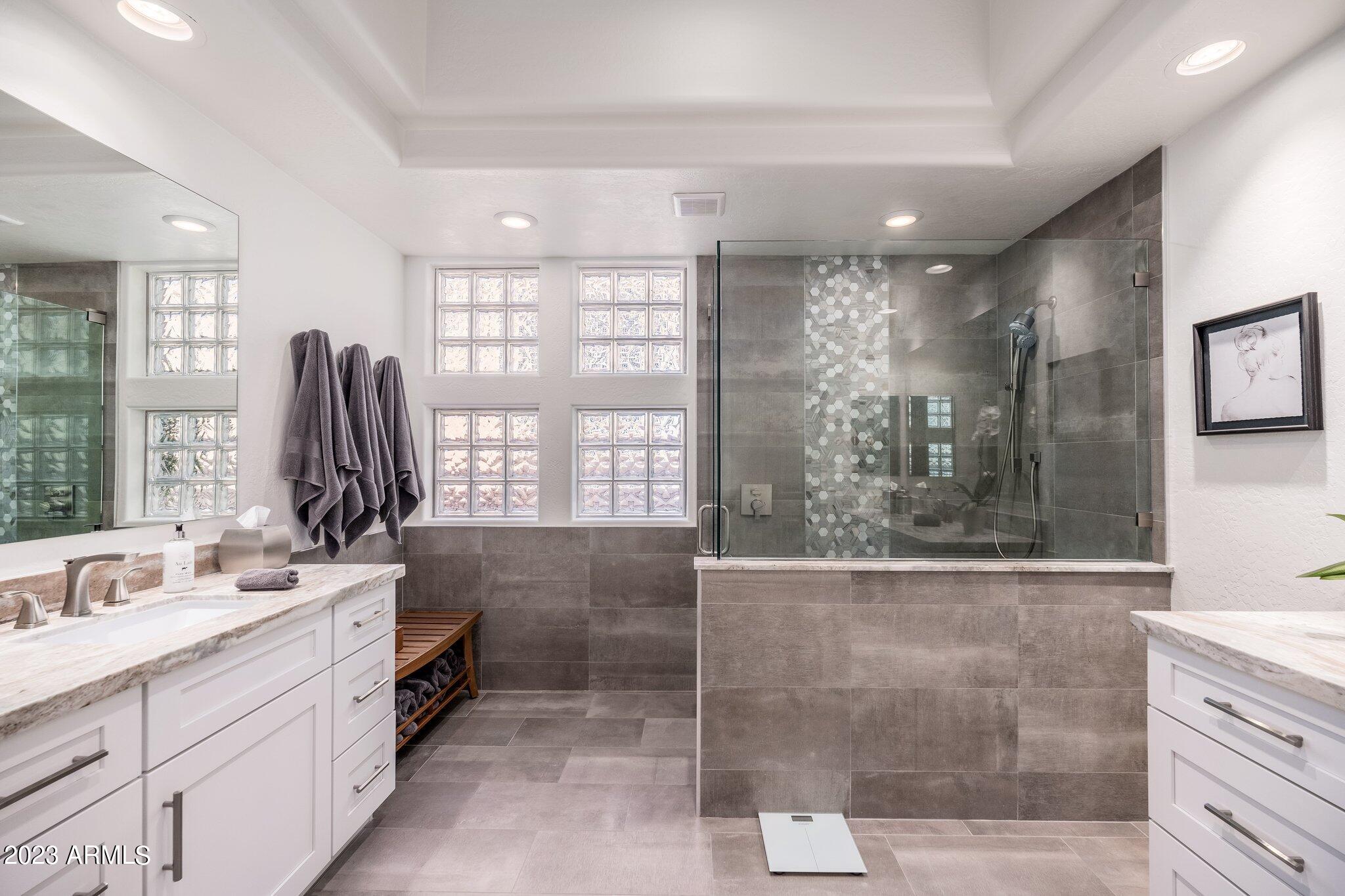 DC RANCH - Residential