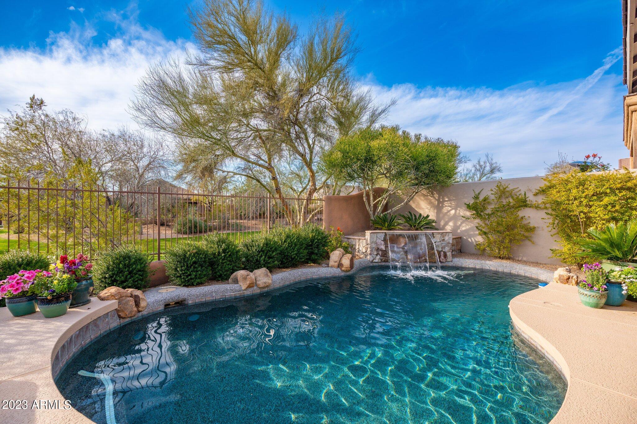 DC RANCH - Residential