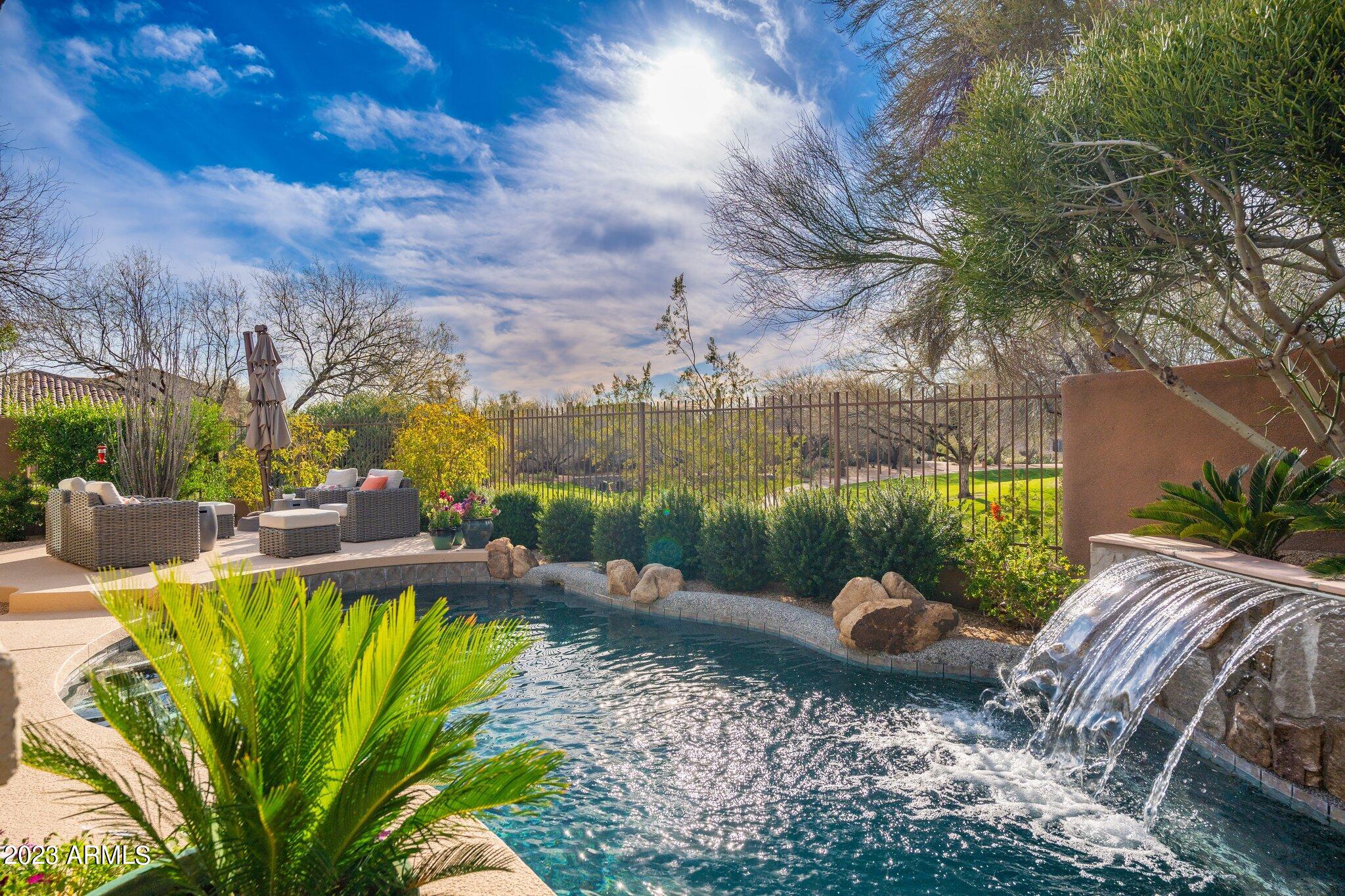 DC RANCH - Residential