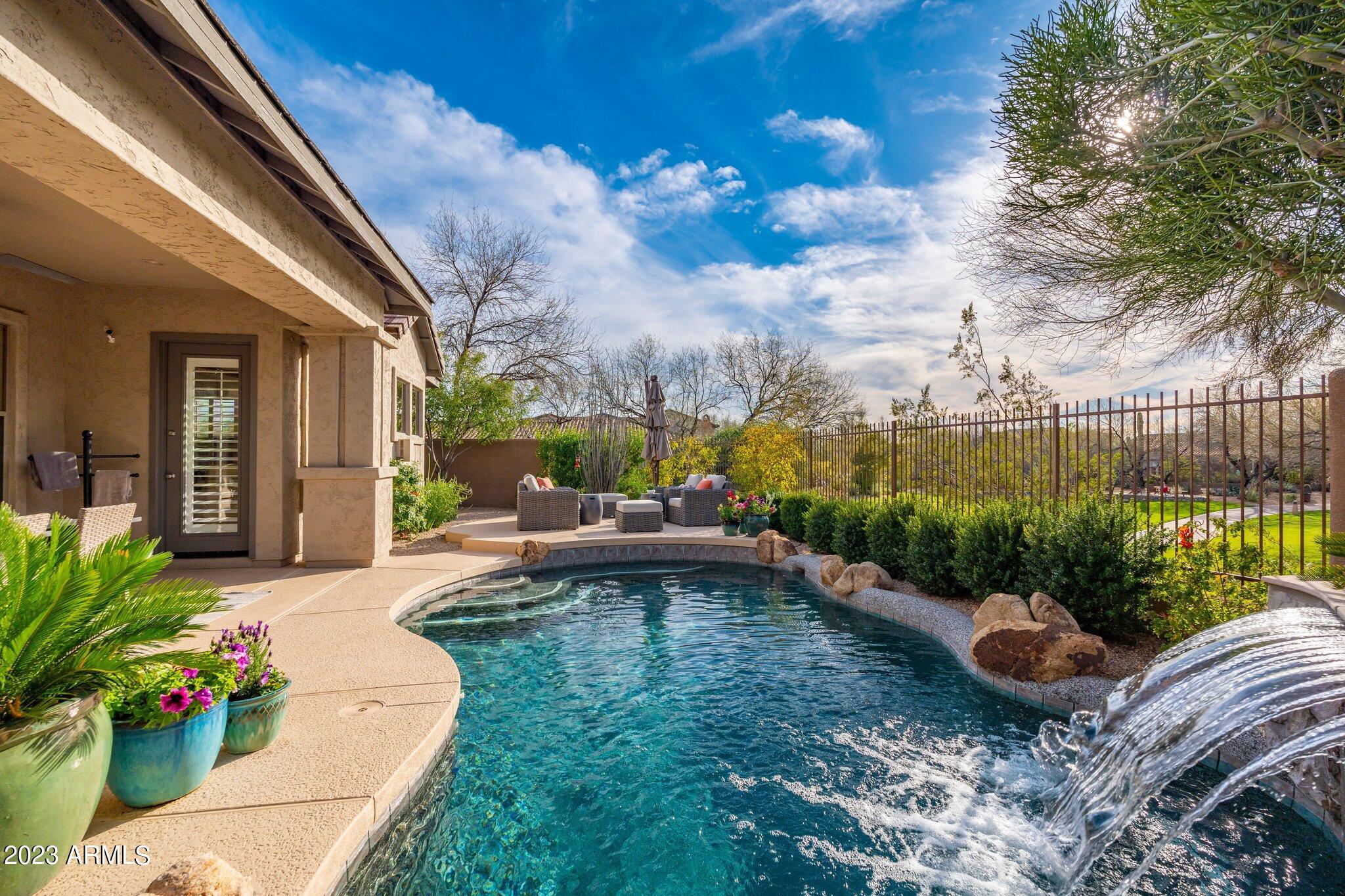 DC RANCH - Residential