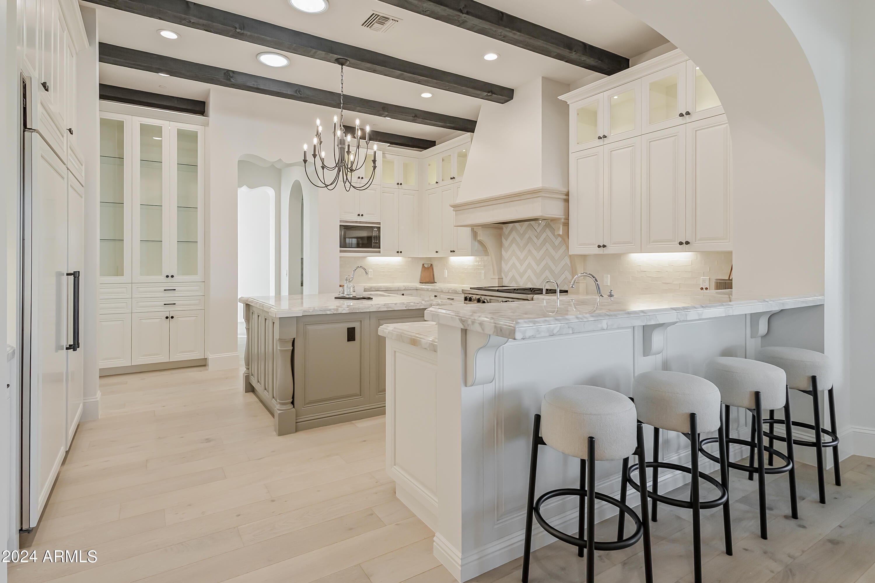 MOUNTAIN VIEW - Residential