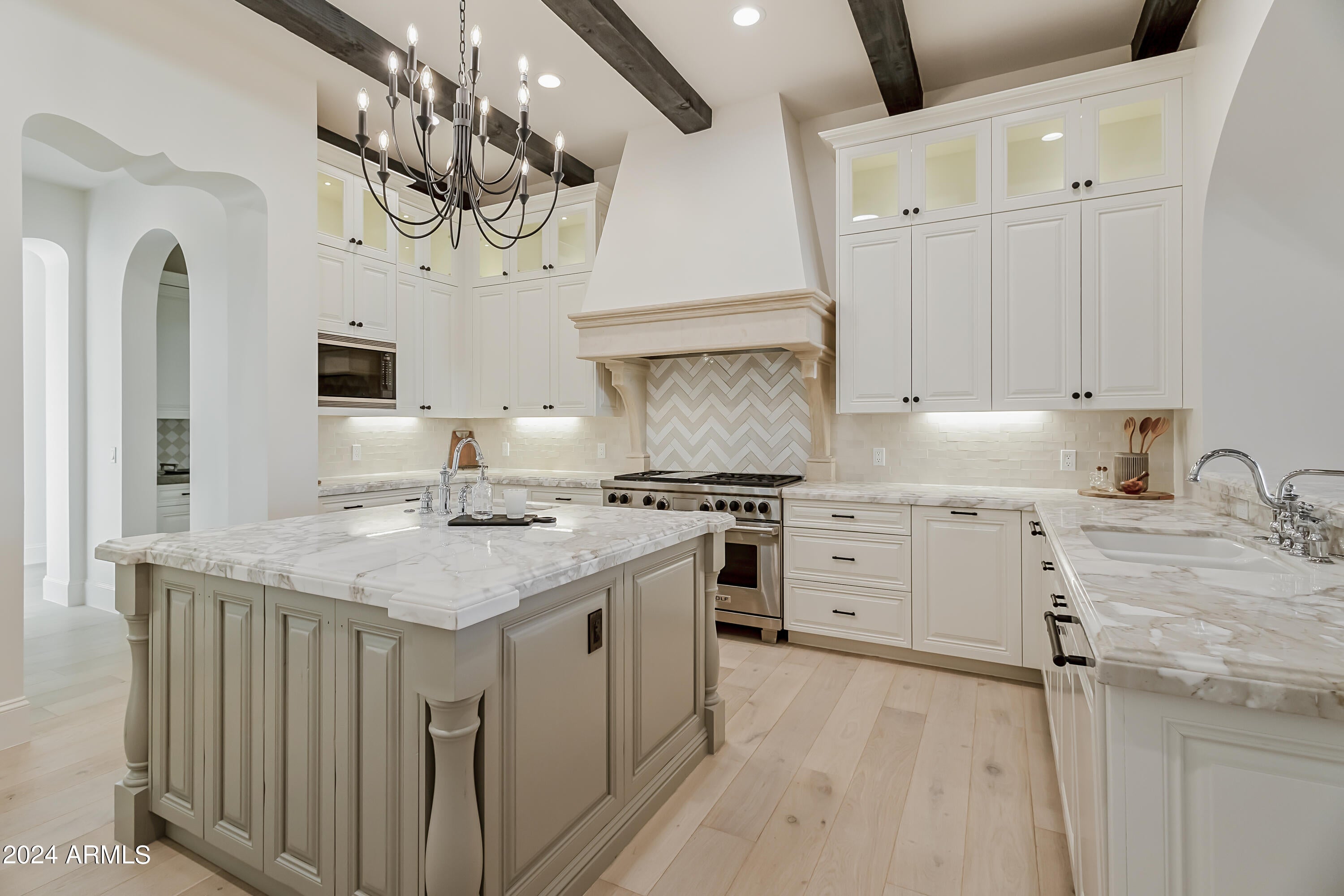 MOUNTAIN VIEW - Residential