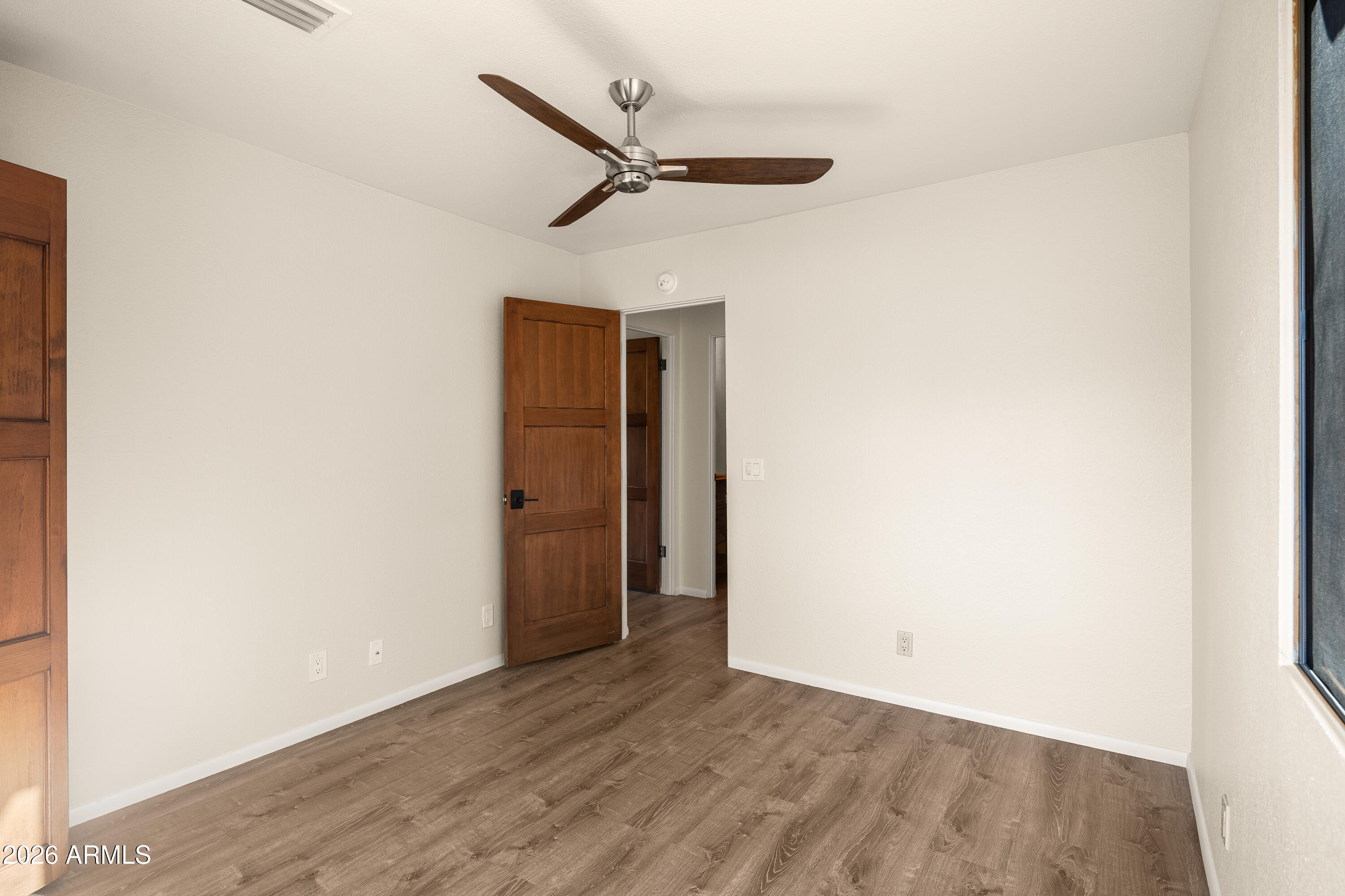 OAK SHADOWS - Residential