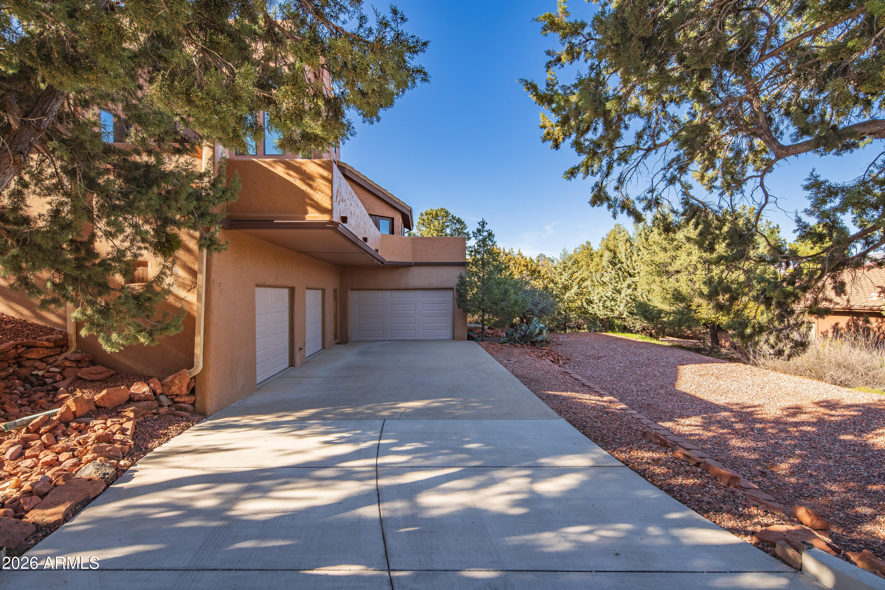 OAK SHADOWS - Residential