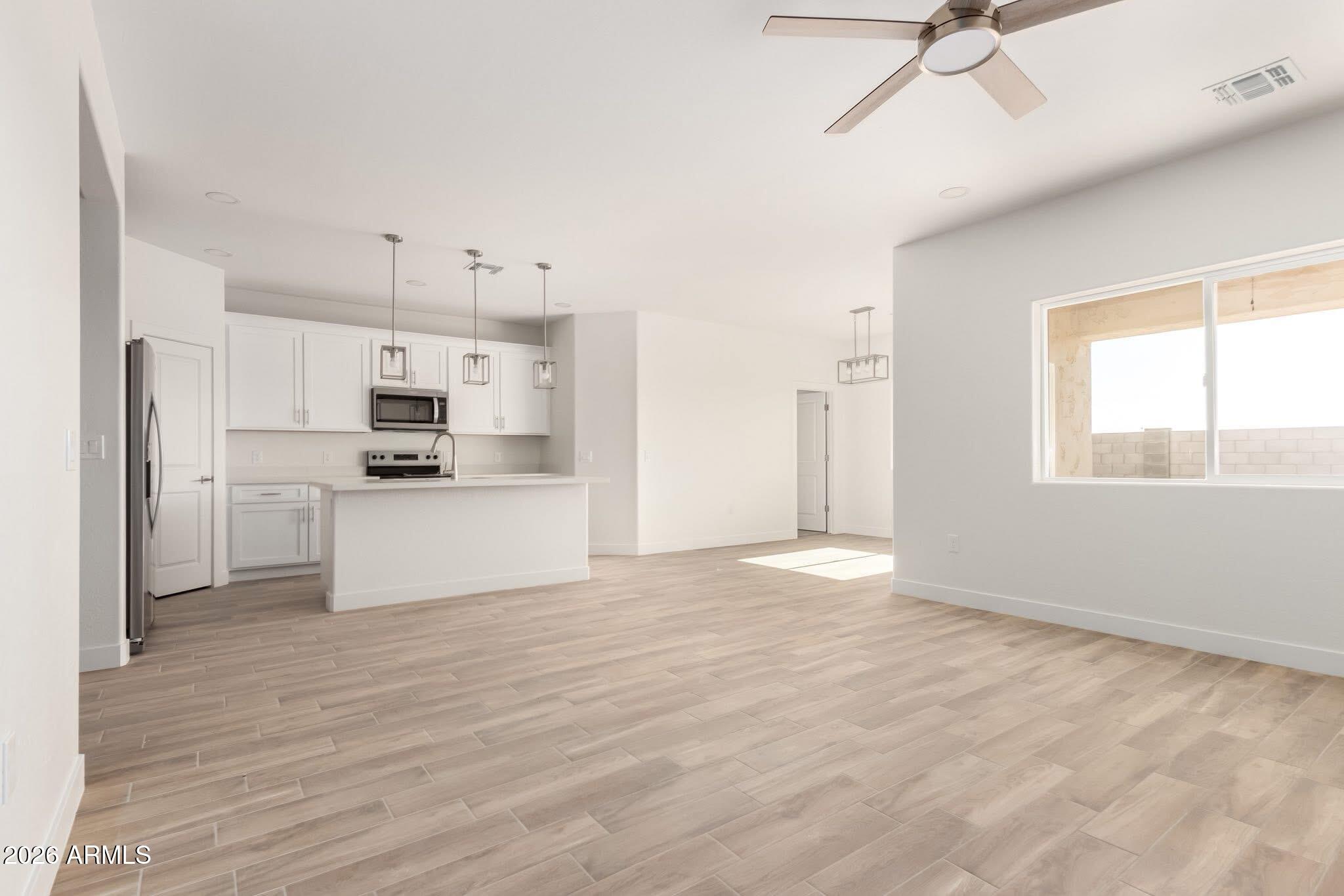 CASA GRANDE WEST UNIT THREE - Residential
