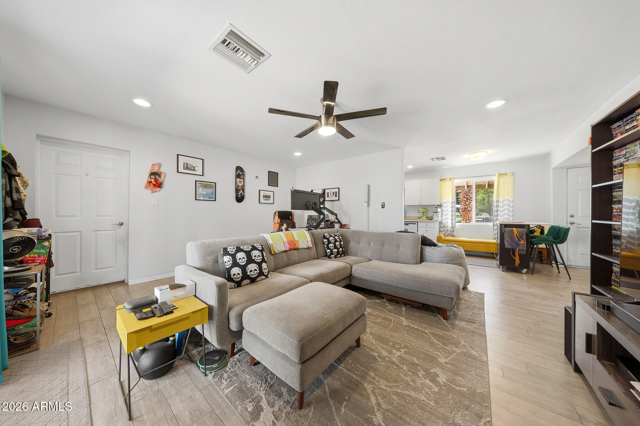 GARDEN GROVE - Residential