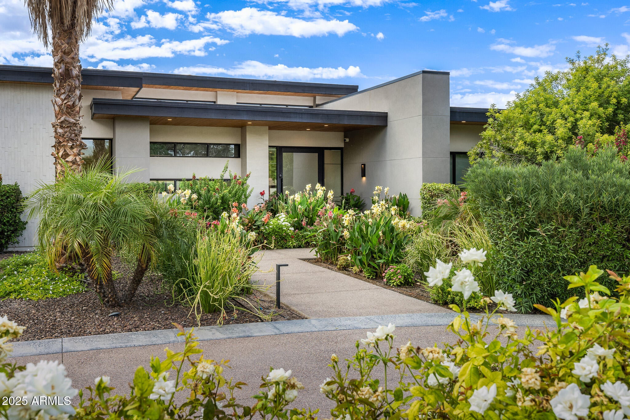 BERNEIL RANCHOS - Residential