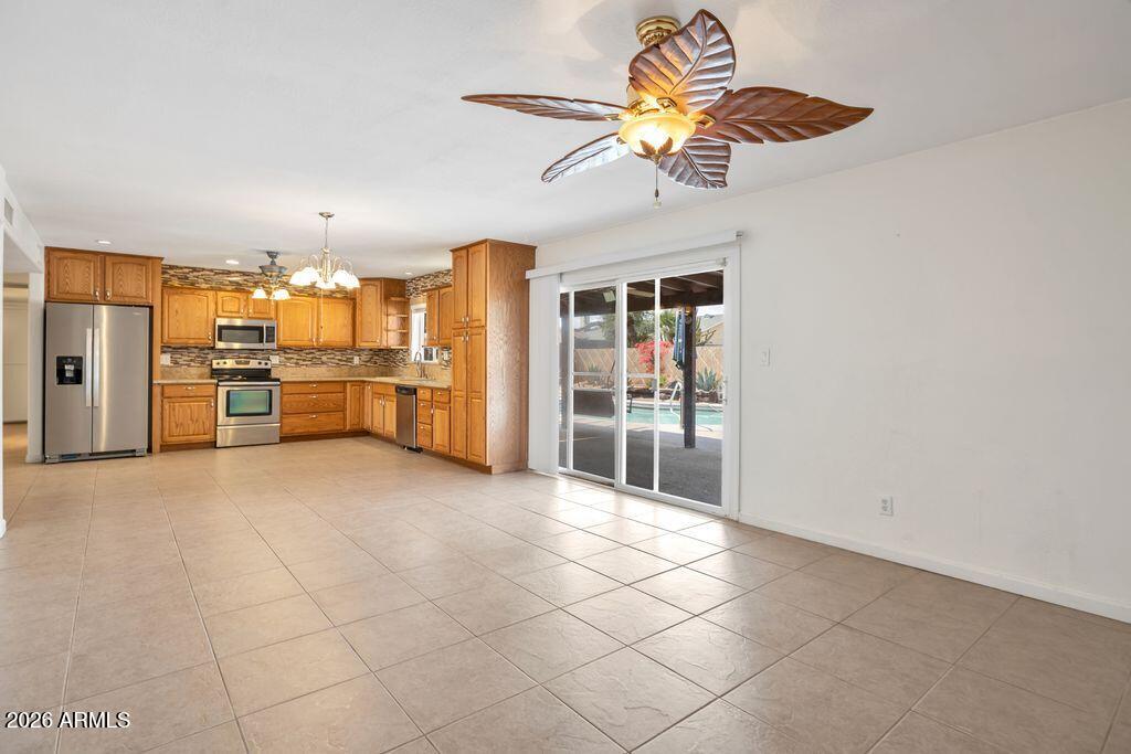 KNOELL NORTH 9 UNIT 1 AMD - Residential
