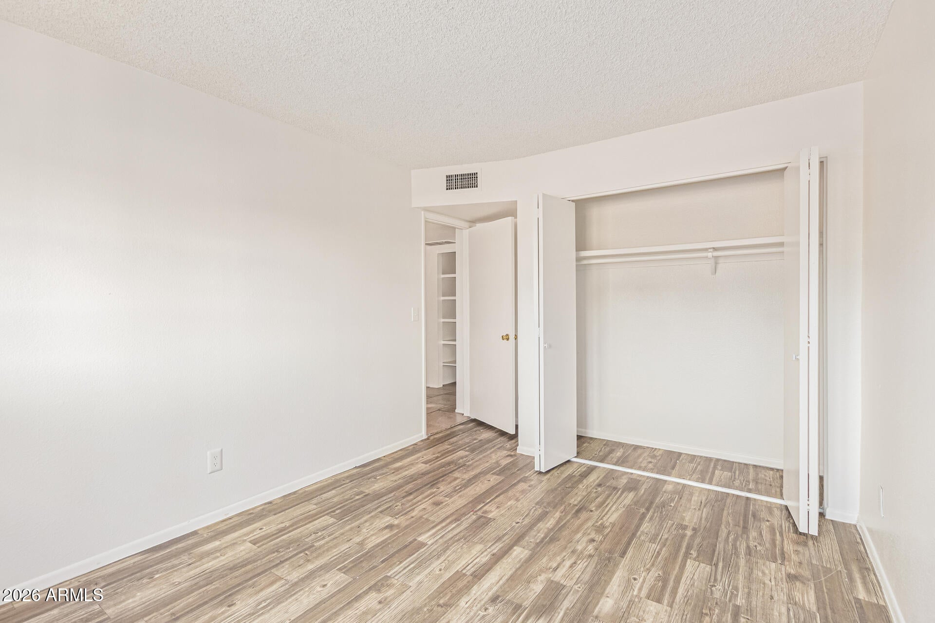 HALLCRAFT VILLAS WEST 8 - Residential