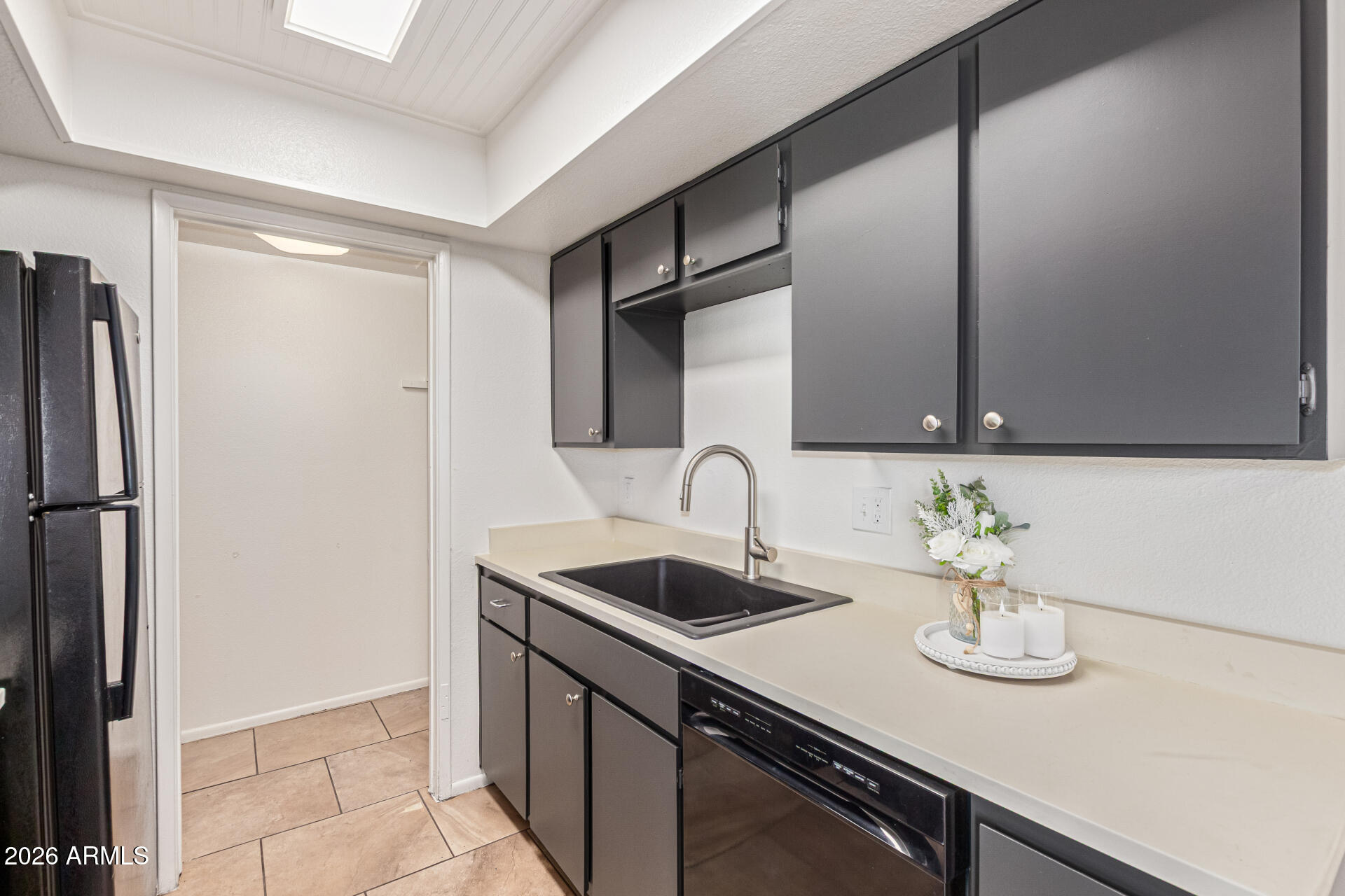HALLCRAFT VILLAS WEST 8 - Residential