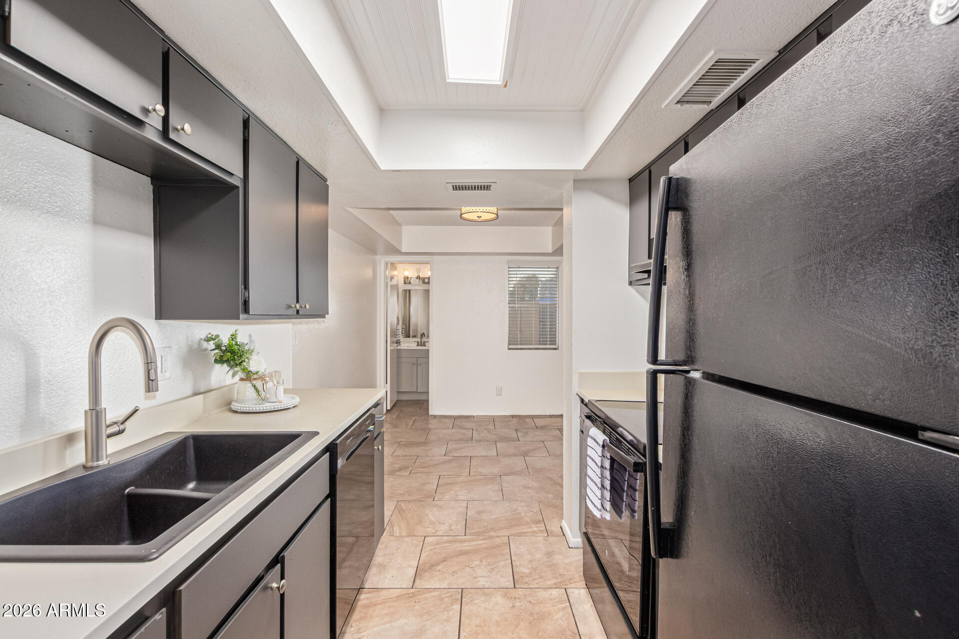 HALLCRAFT VILLAS WEST 8 - Residential