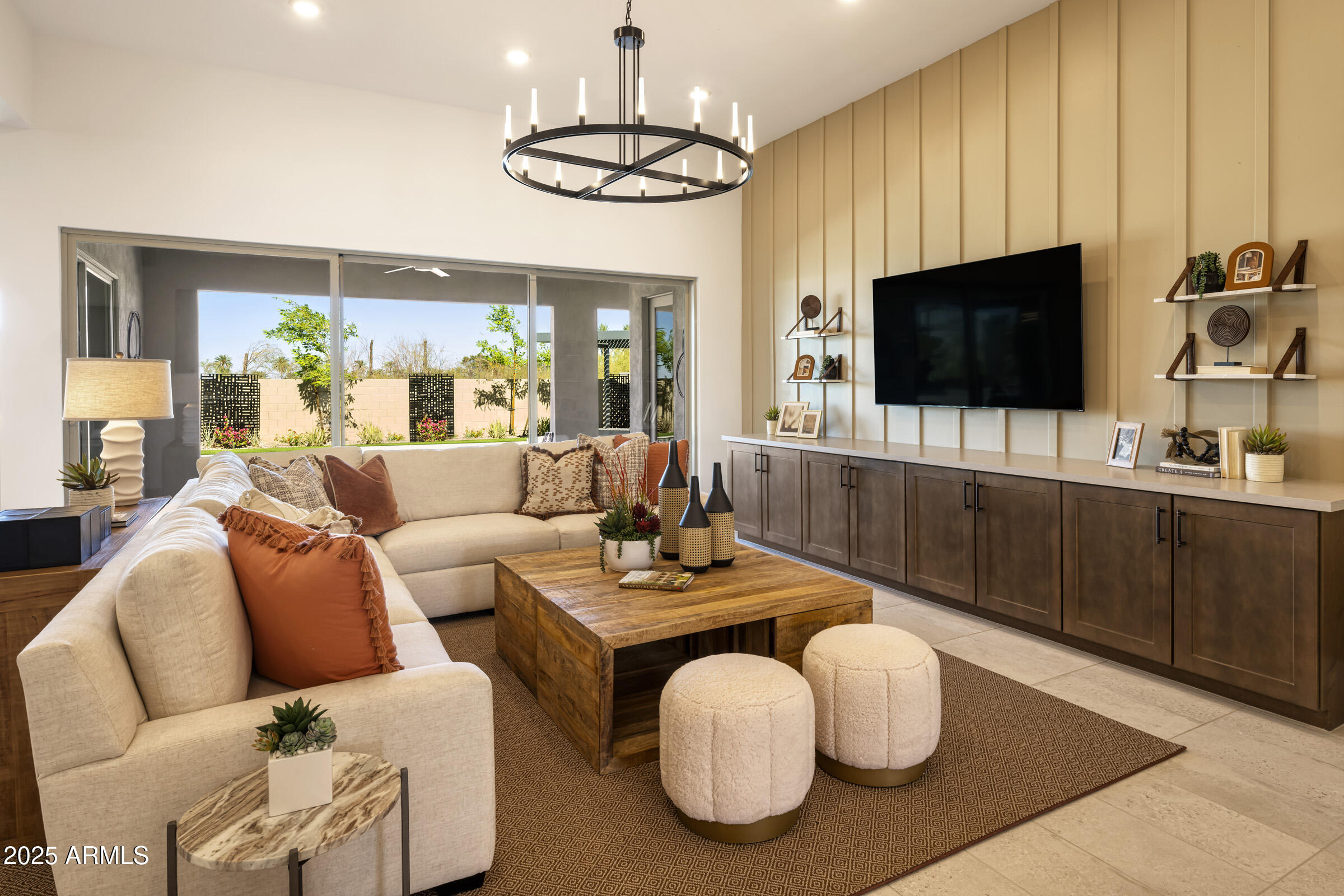 WHISPERING HILLS - Residential