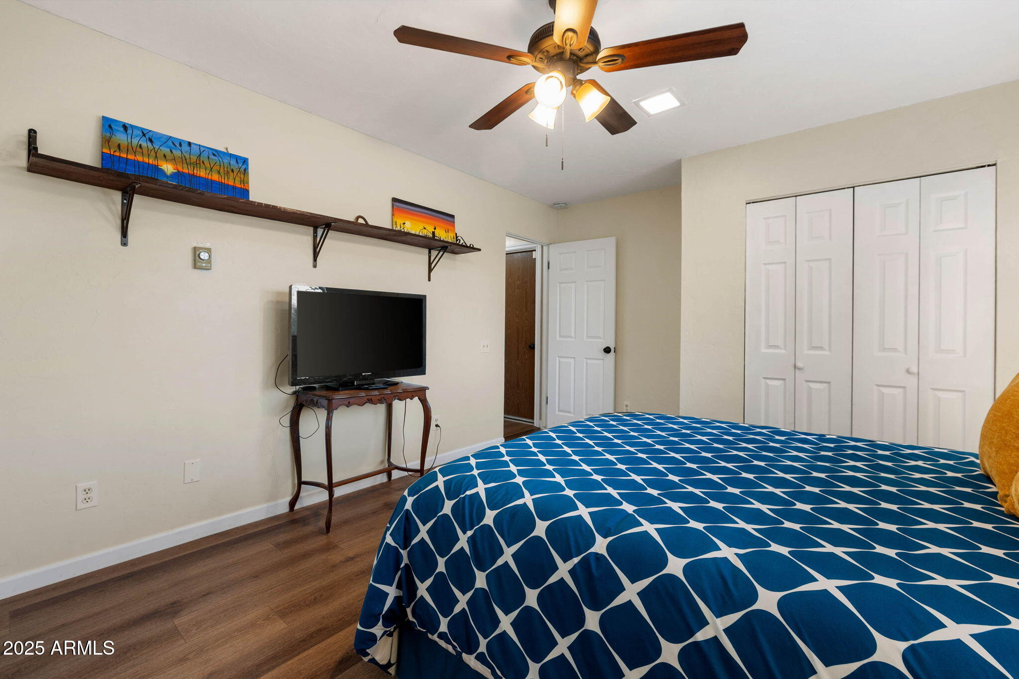 THE KNOLL SUB - Residential