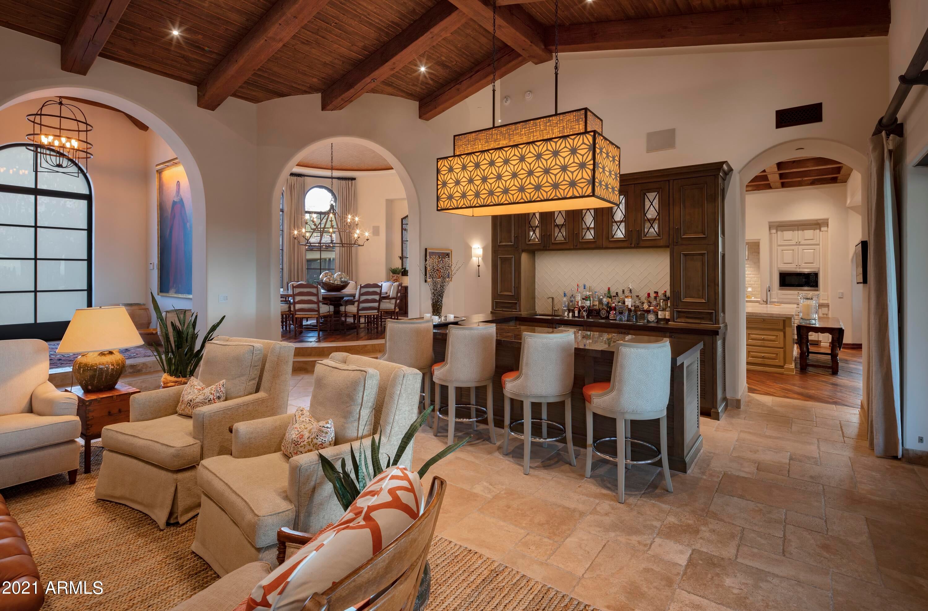 ESTANCIA - Residential
