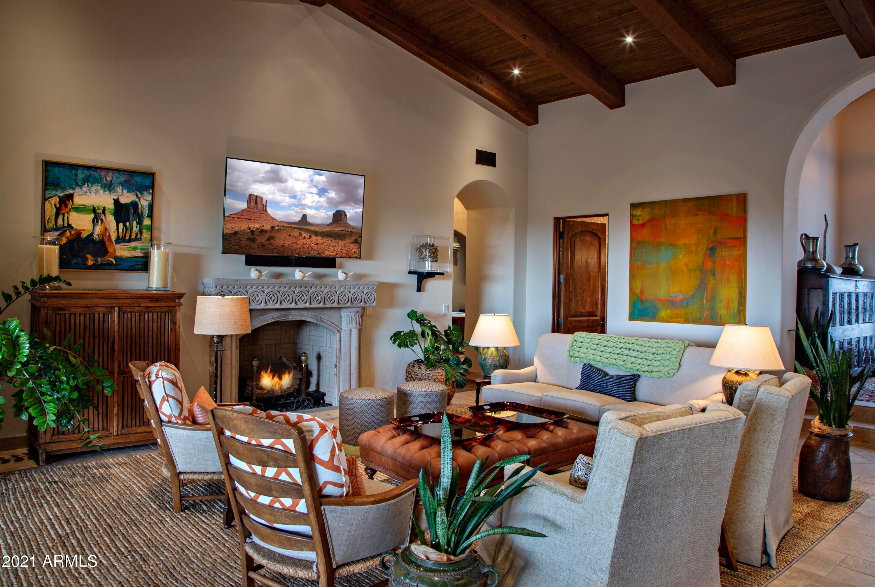 ESTANCIA - Residential