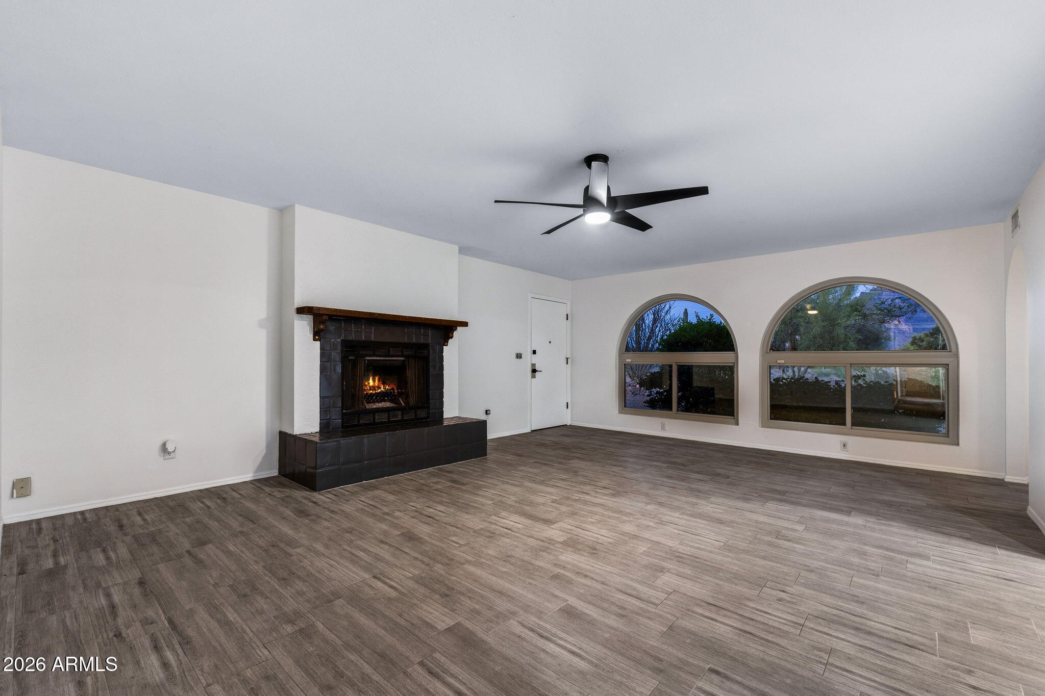 4.754 Acers / 207,084 sq ft  Subdividing possible!! 
S15 T1N R8E - Residential