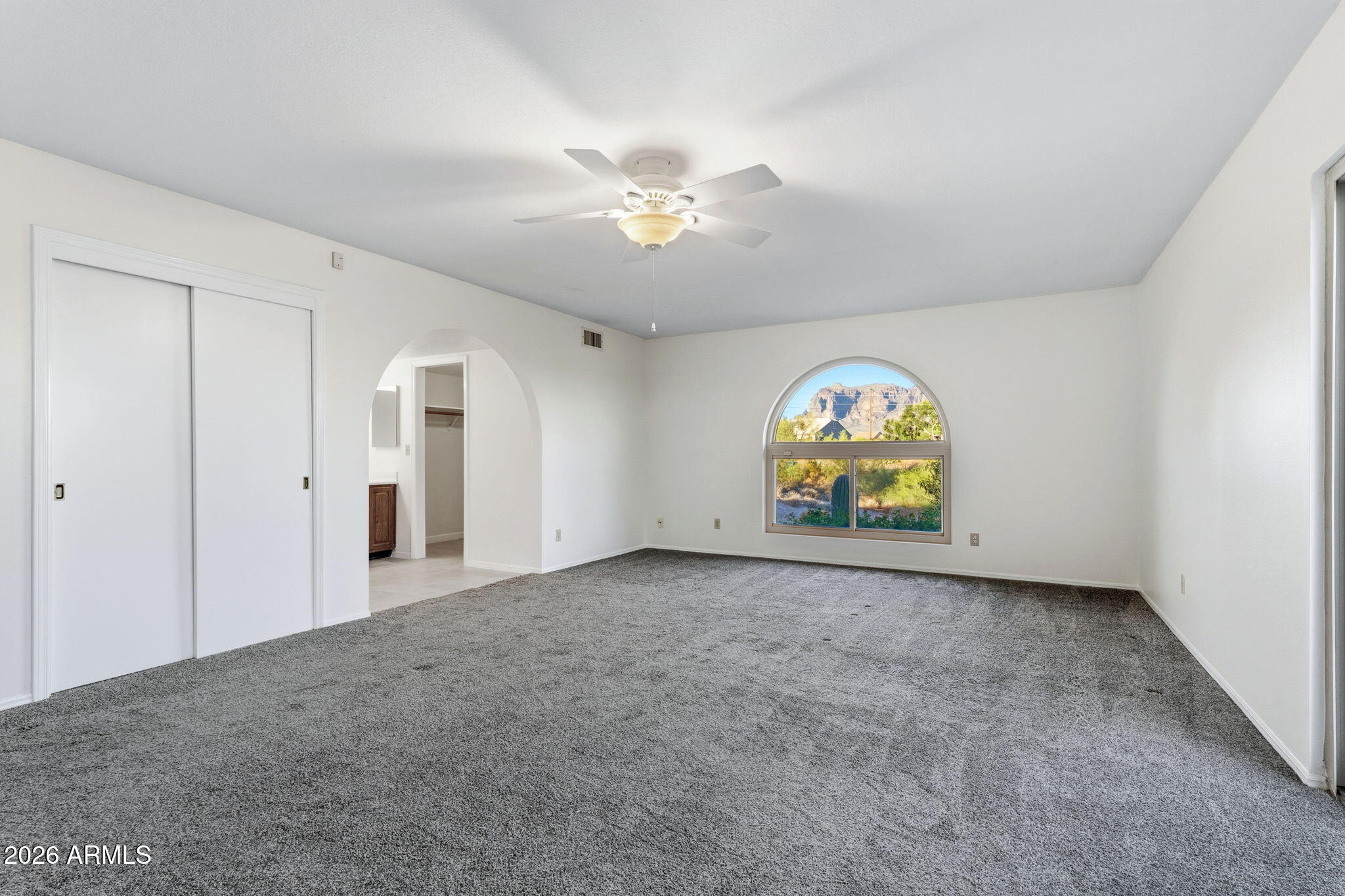 4.754 Acers / 207,084 sq ft  Subdividing possible!! 
S15 T1N R8E - Residential