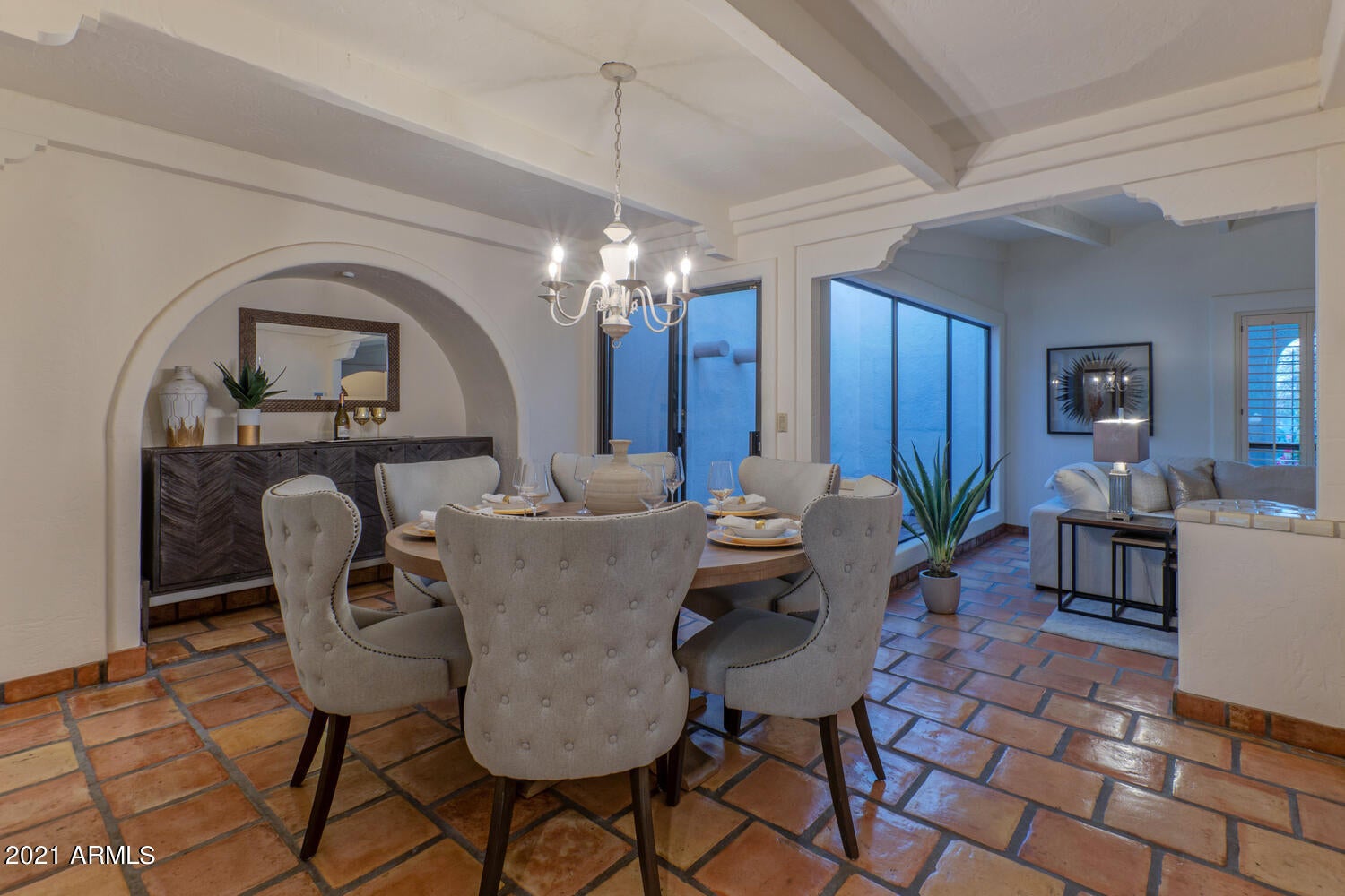 LA TIERRA ESTATES AMD - Residential