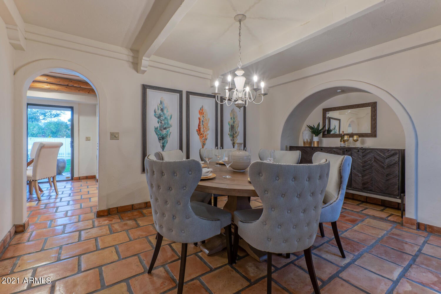 LA TIERRA ESTATES AMD - Residential