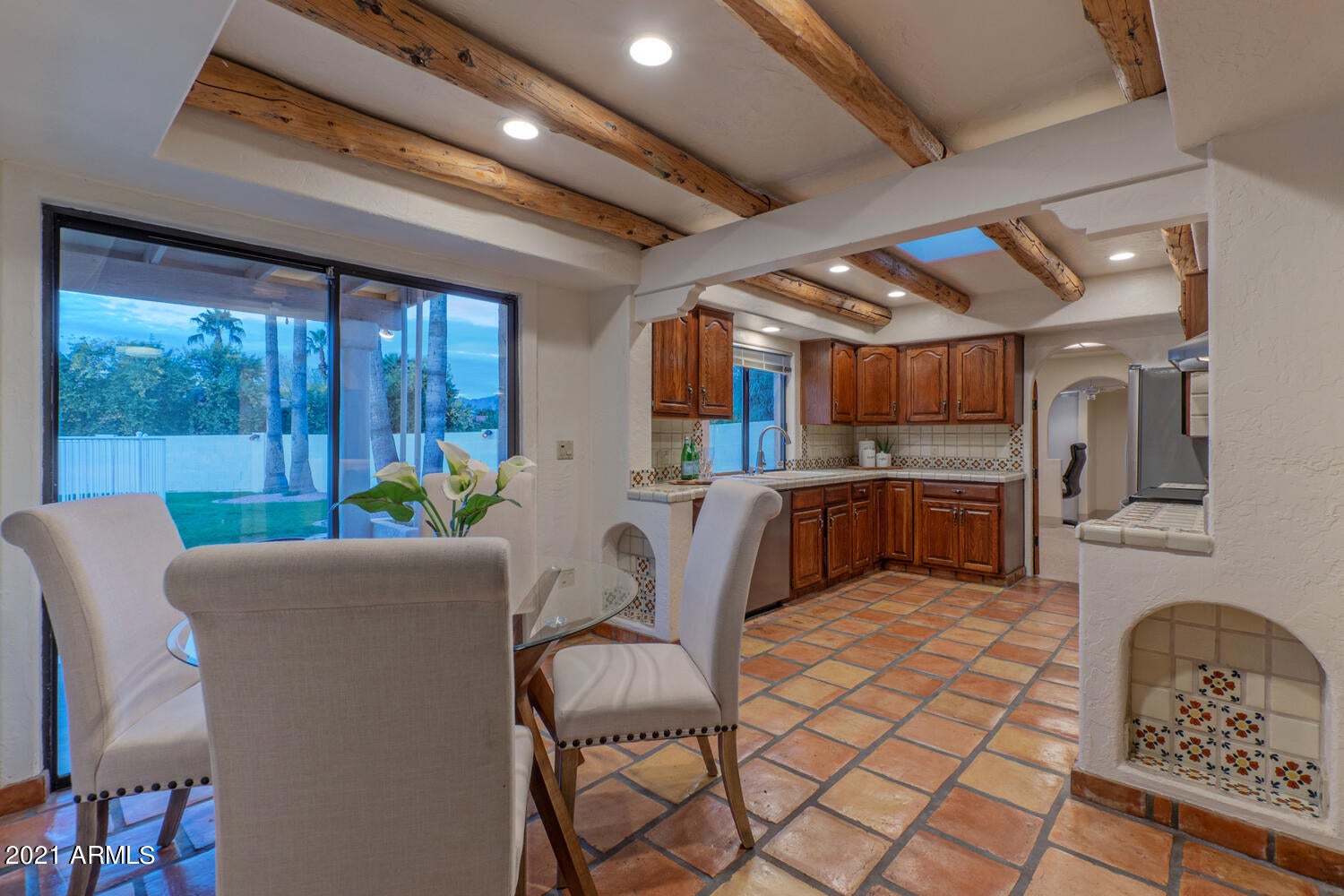 LA TIERRA ESTATES AMD - Residential