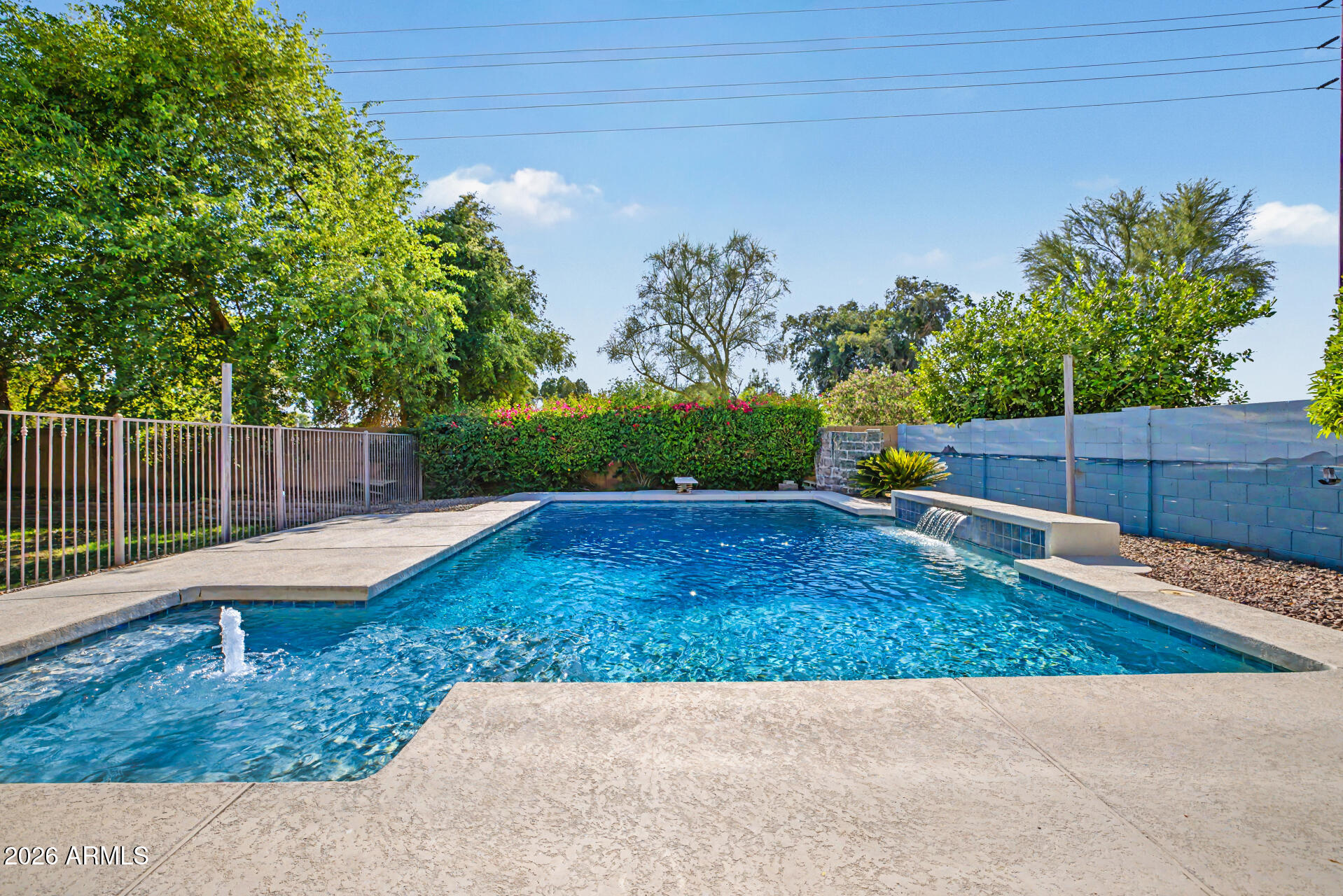 BARRINGTON - Residential