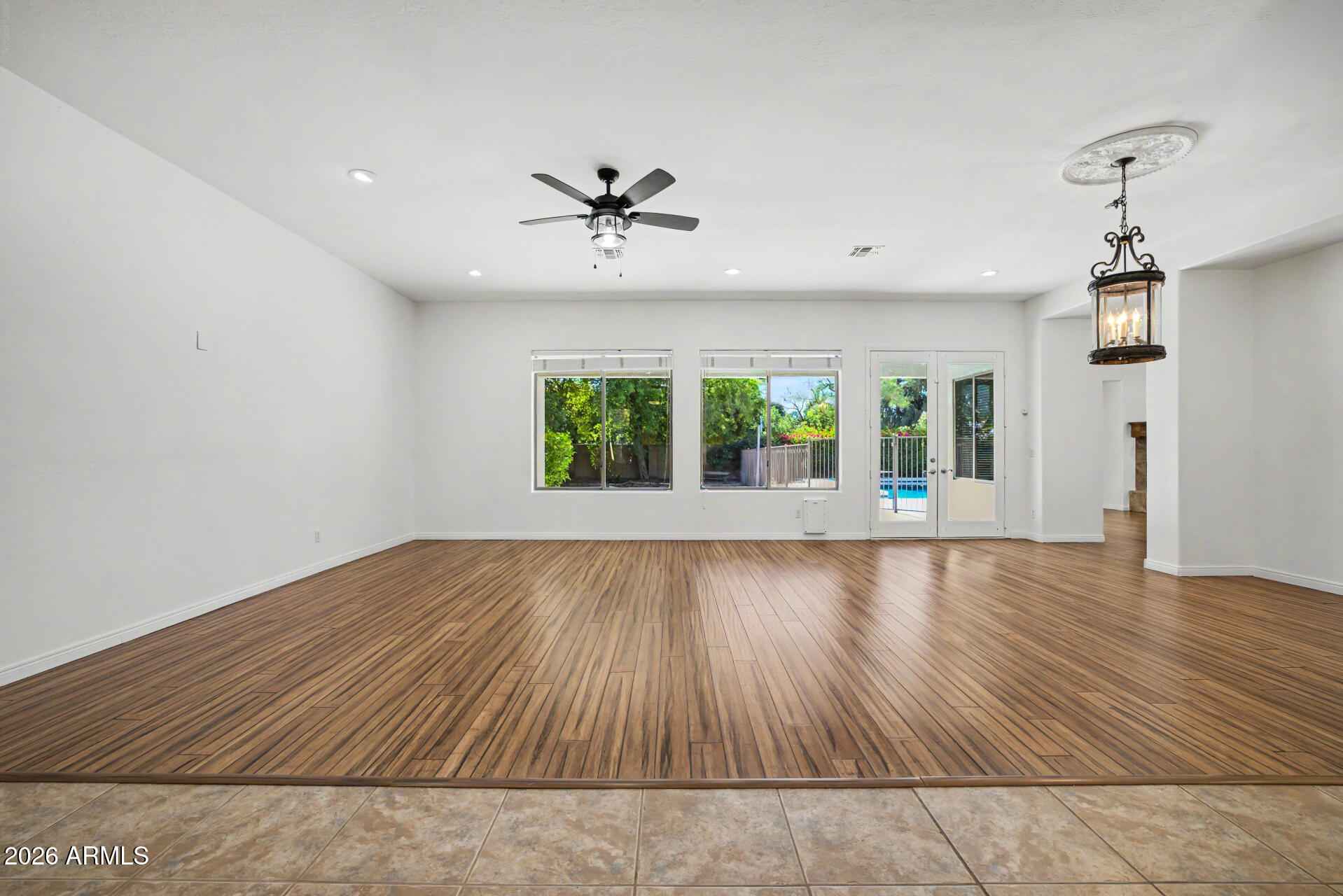 BARRINGTON - Residential