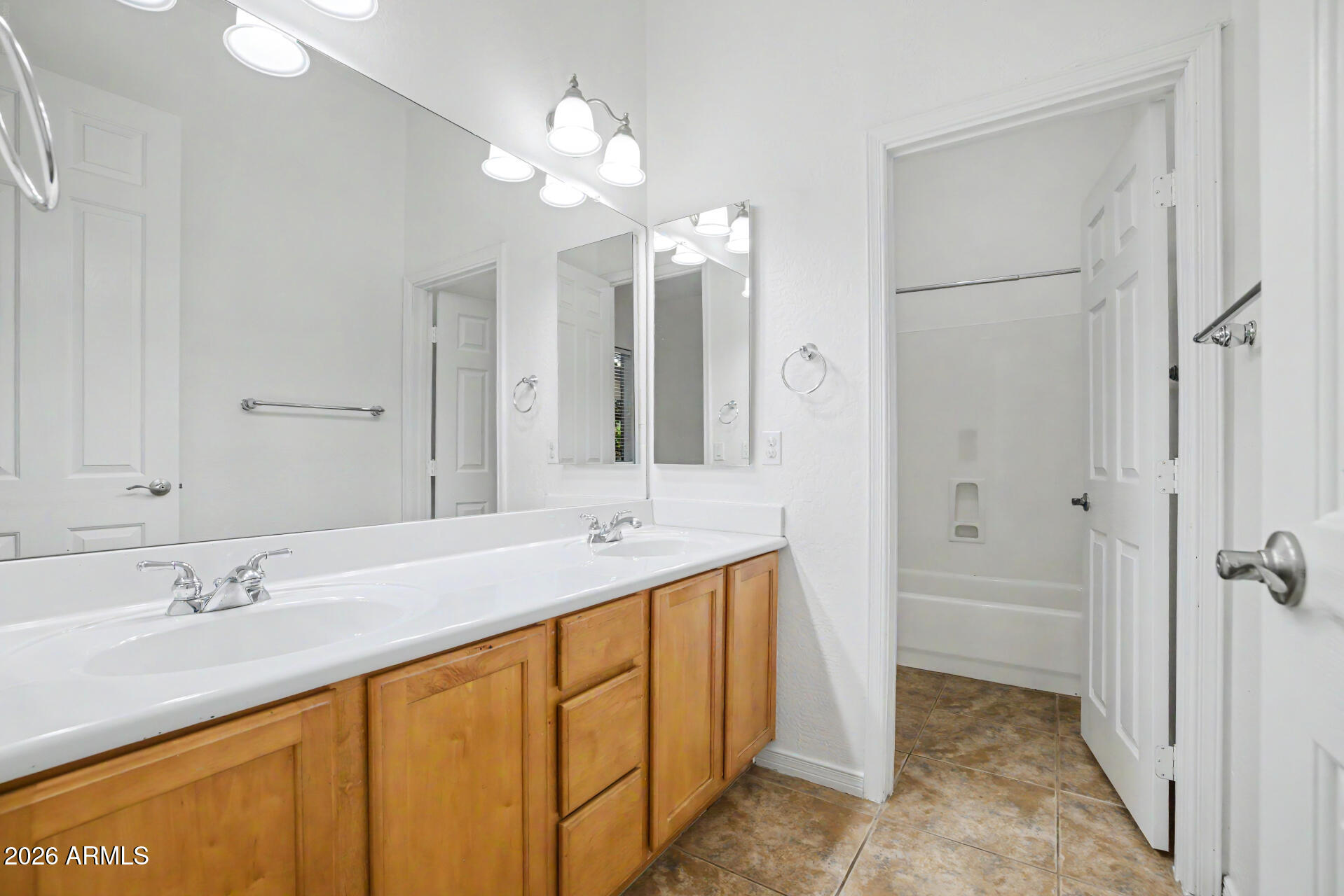 BARRINGTON - Residential