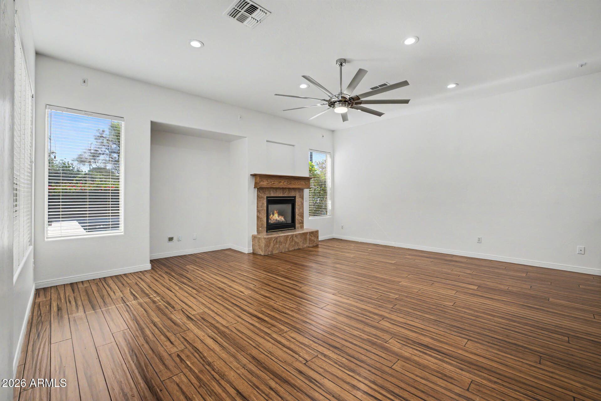 BARRINGTON - Residential