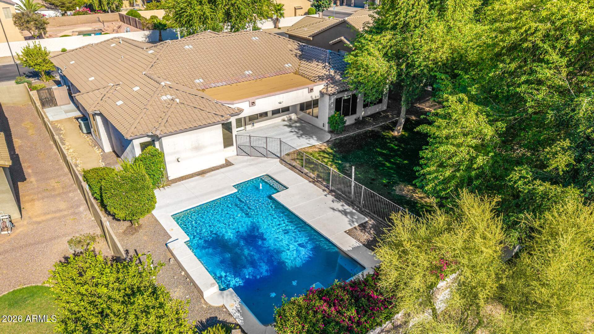 BARRINGTON - Residential