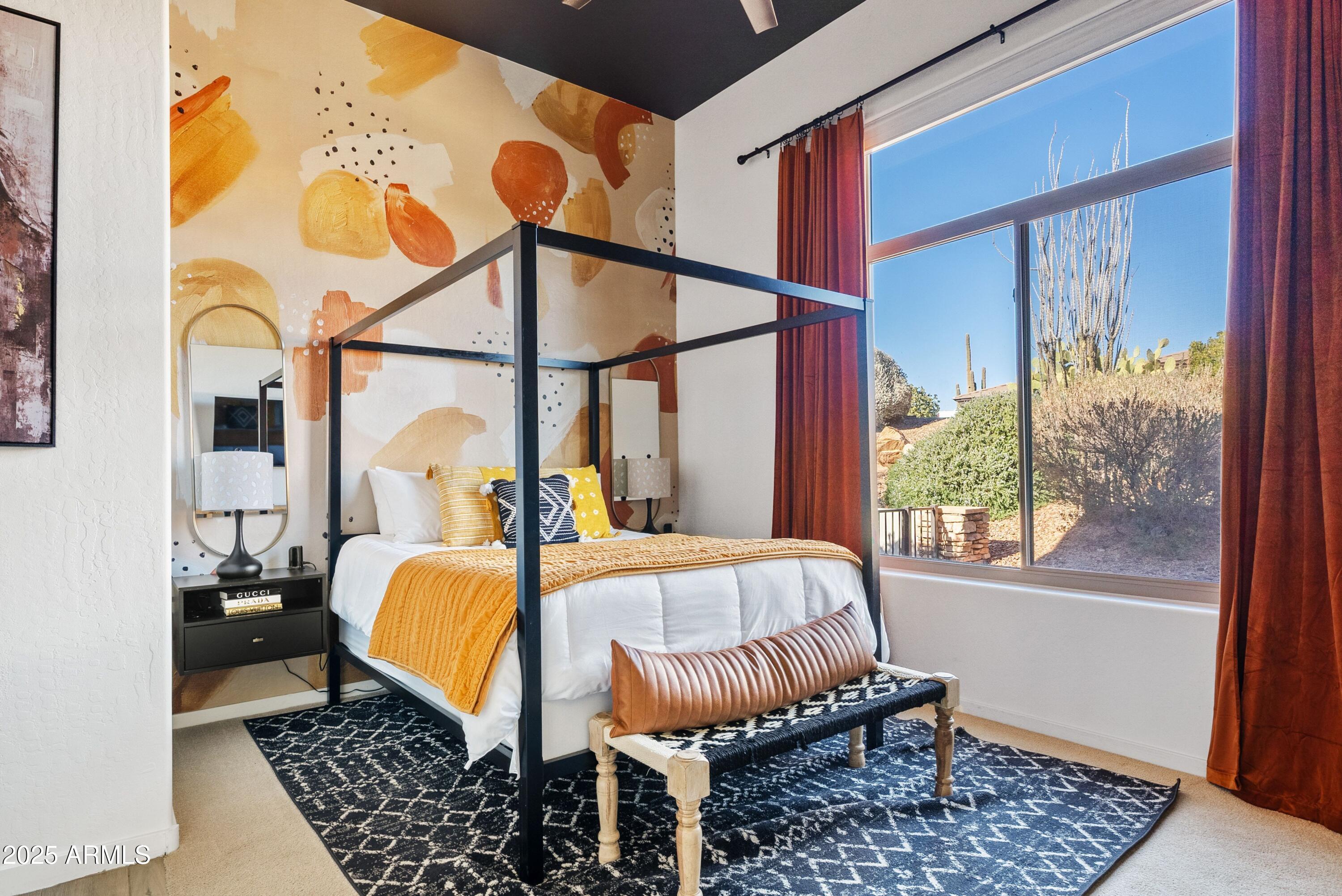 MIRAGE POINTE - Residential