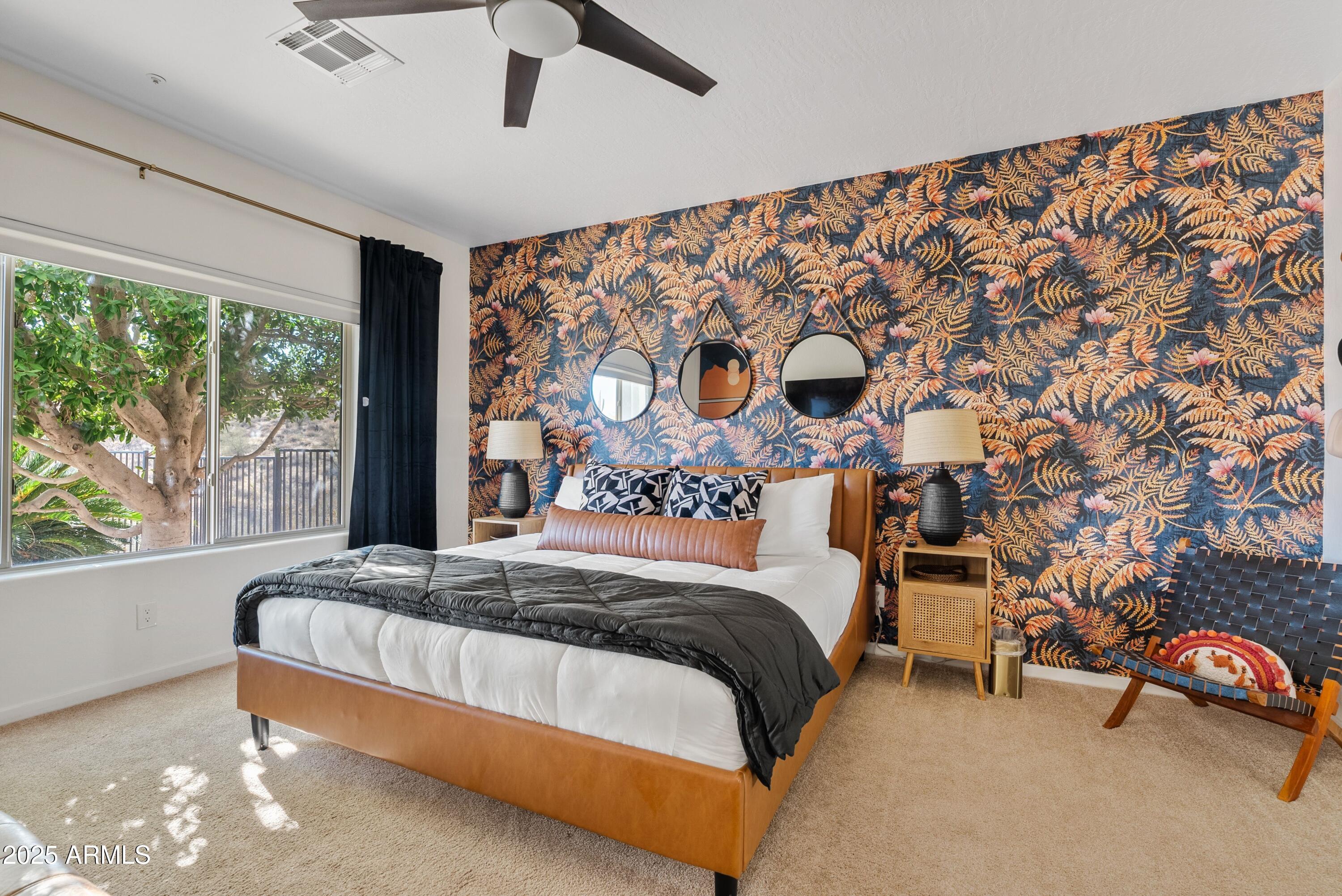 MIRAGE POINTE - Residential