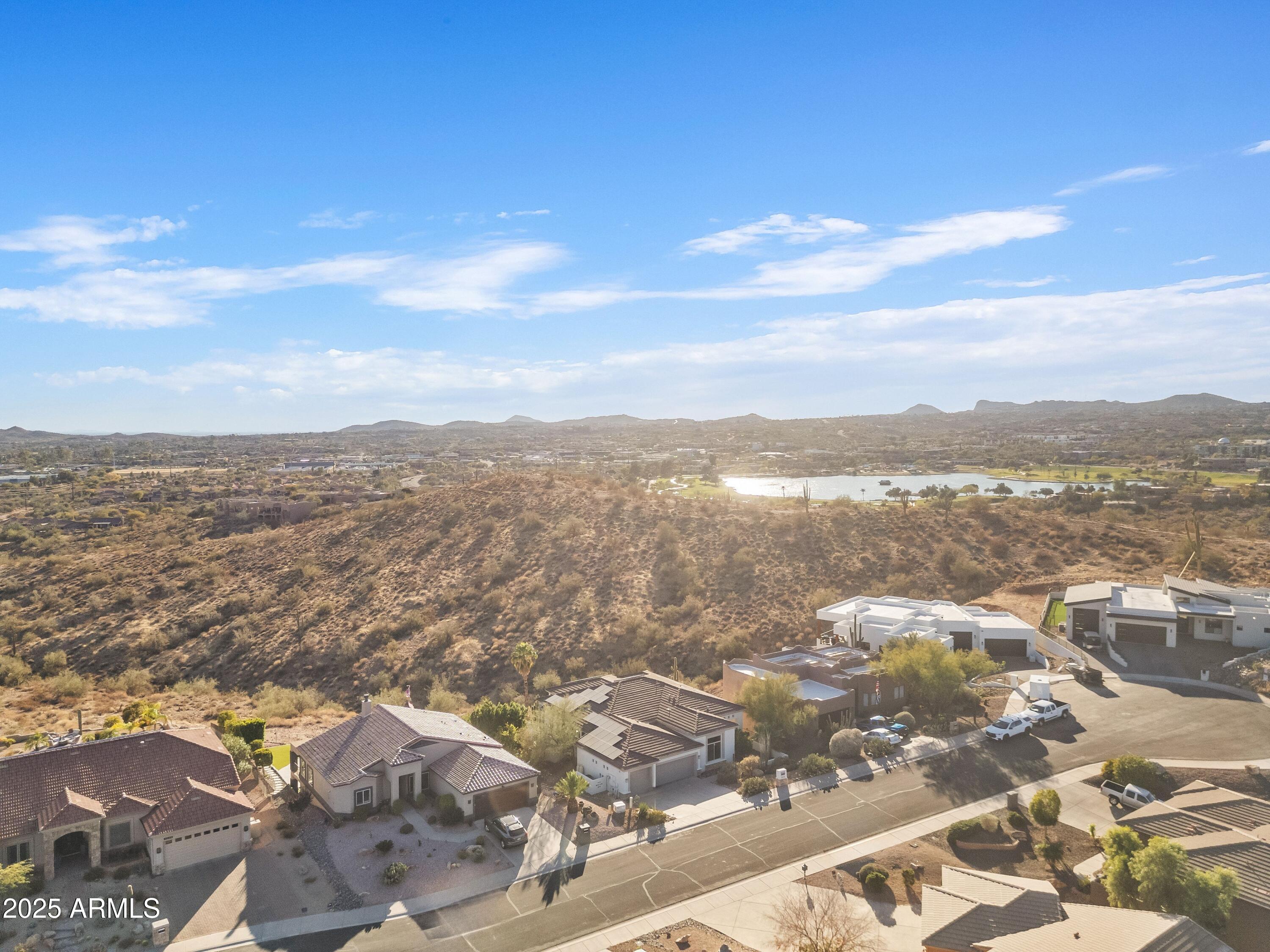 MIRAGE POINTE - Residential