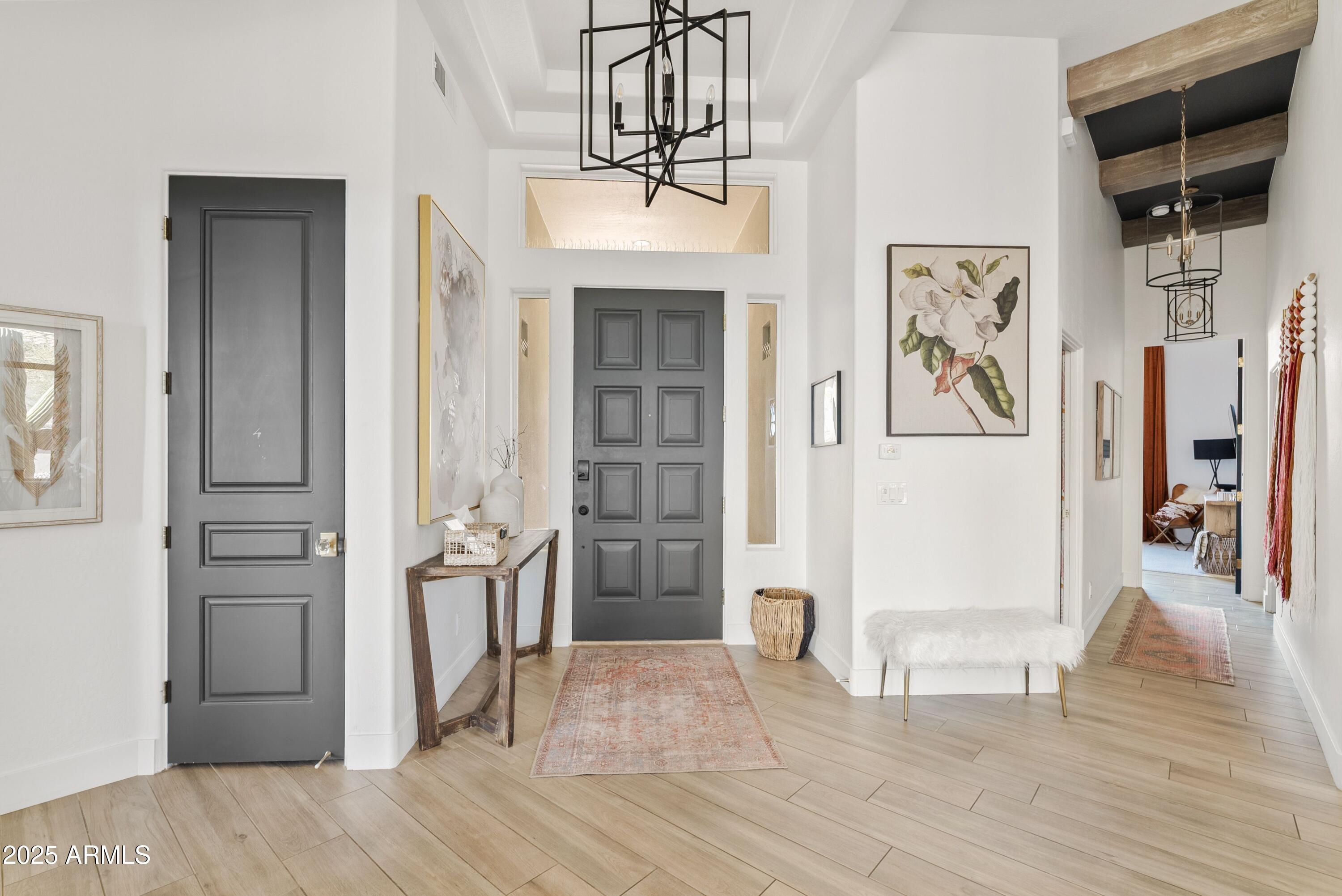 MIRAGE POINTE - Residential