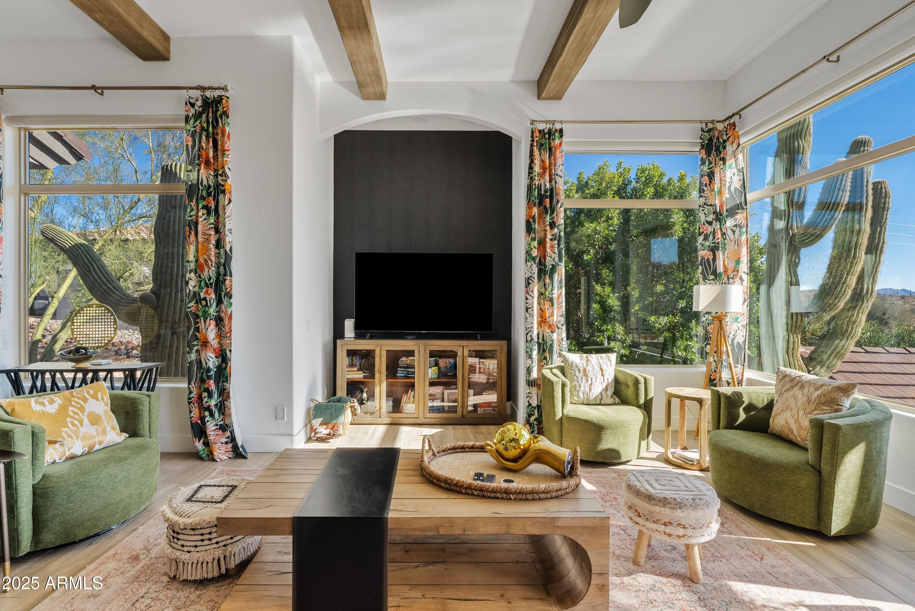 MIRAGE POINTE - Residential