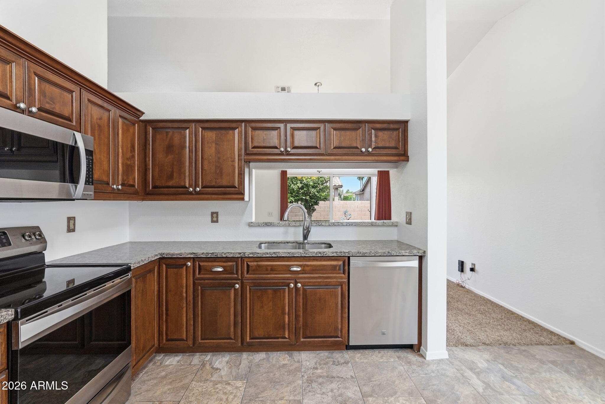 SUNBIRD UNIT 14 - Residential