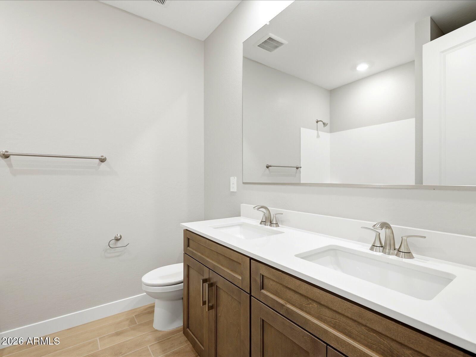 LEGACY PLACE PHASE 1 GLENDALE - Residential