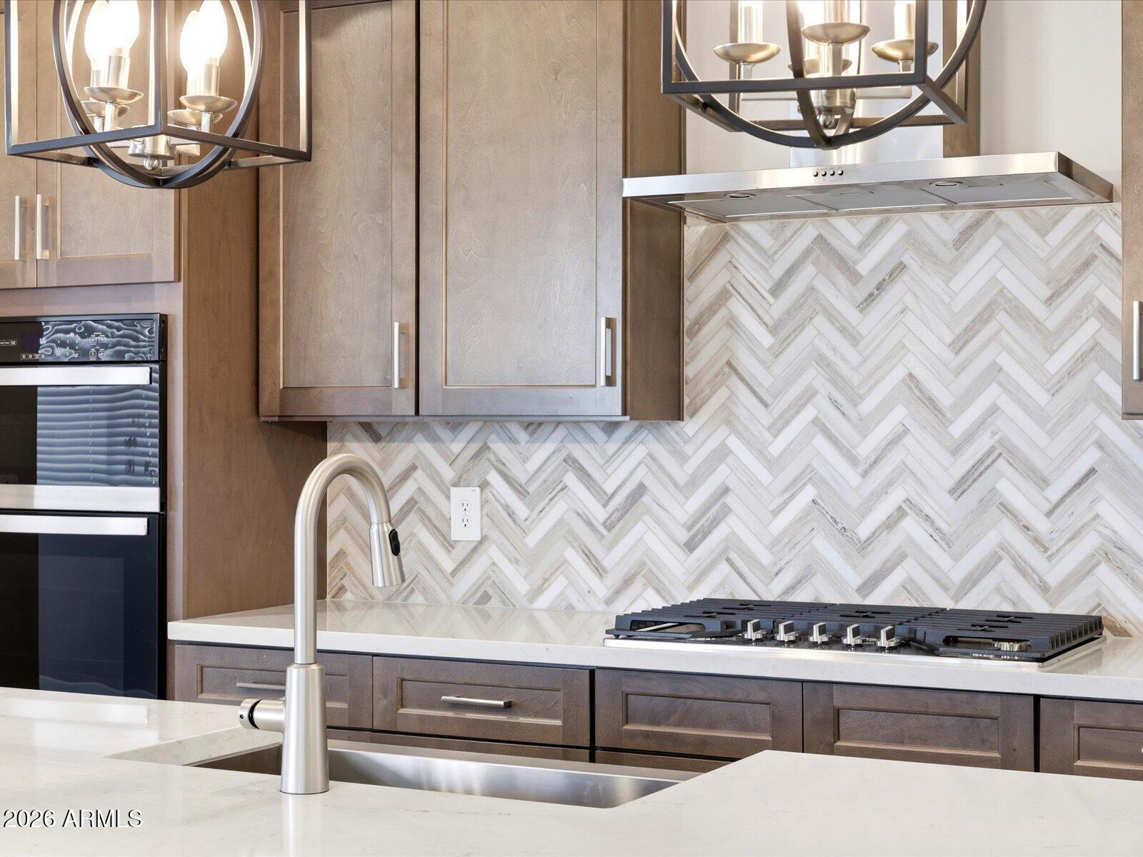 LEGACY PLACE PHASE 1 GLENDALE - Residential