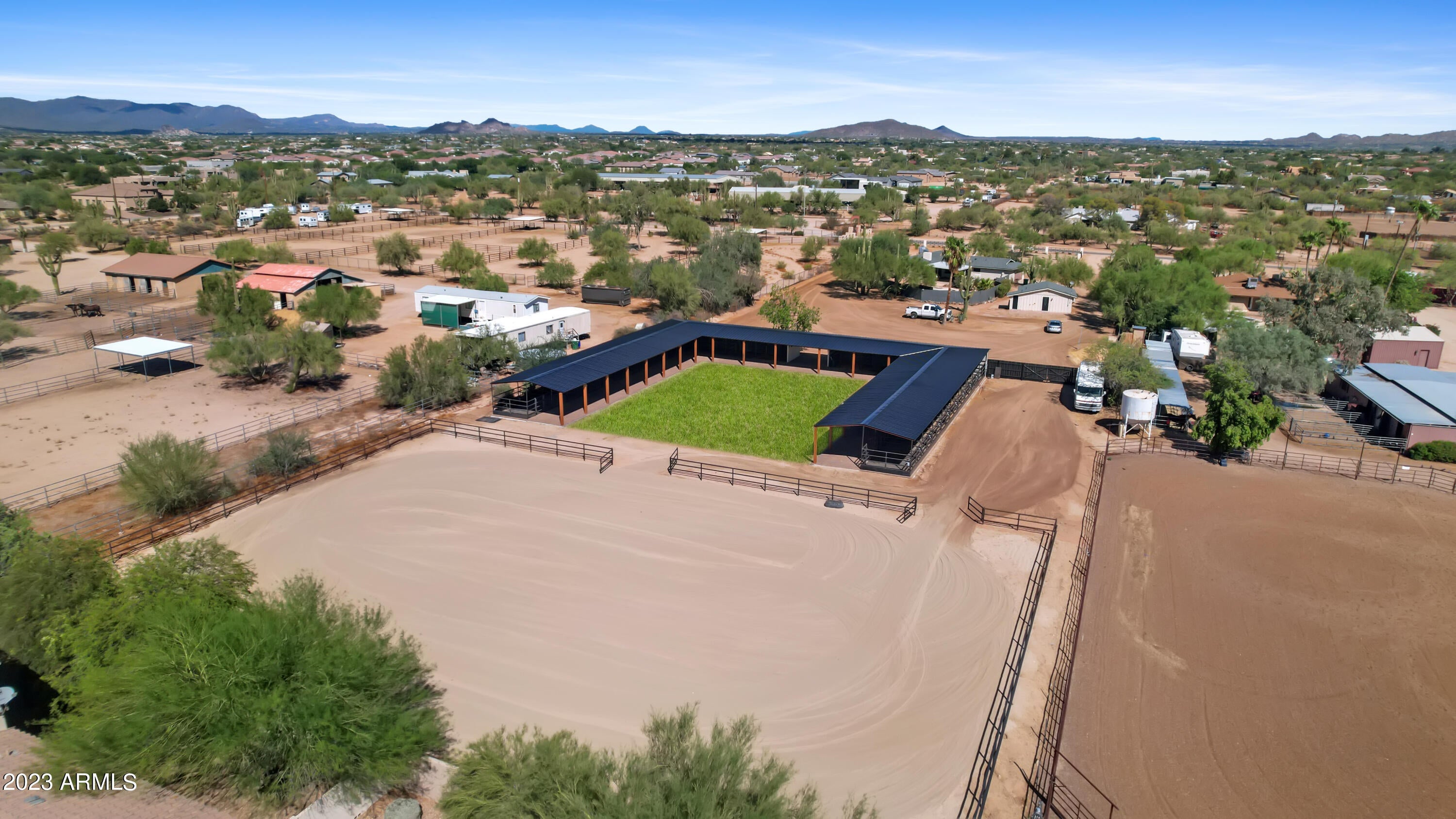 Dynamite Equestrian Properties - Residential