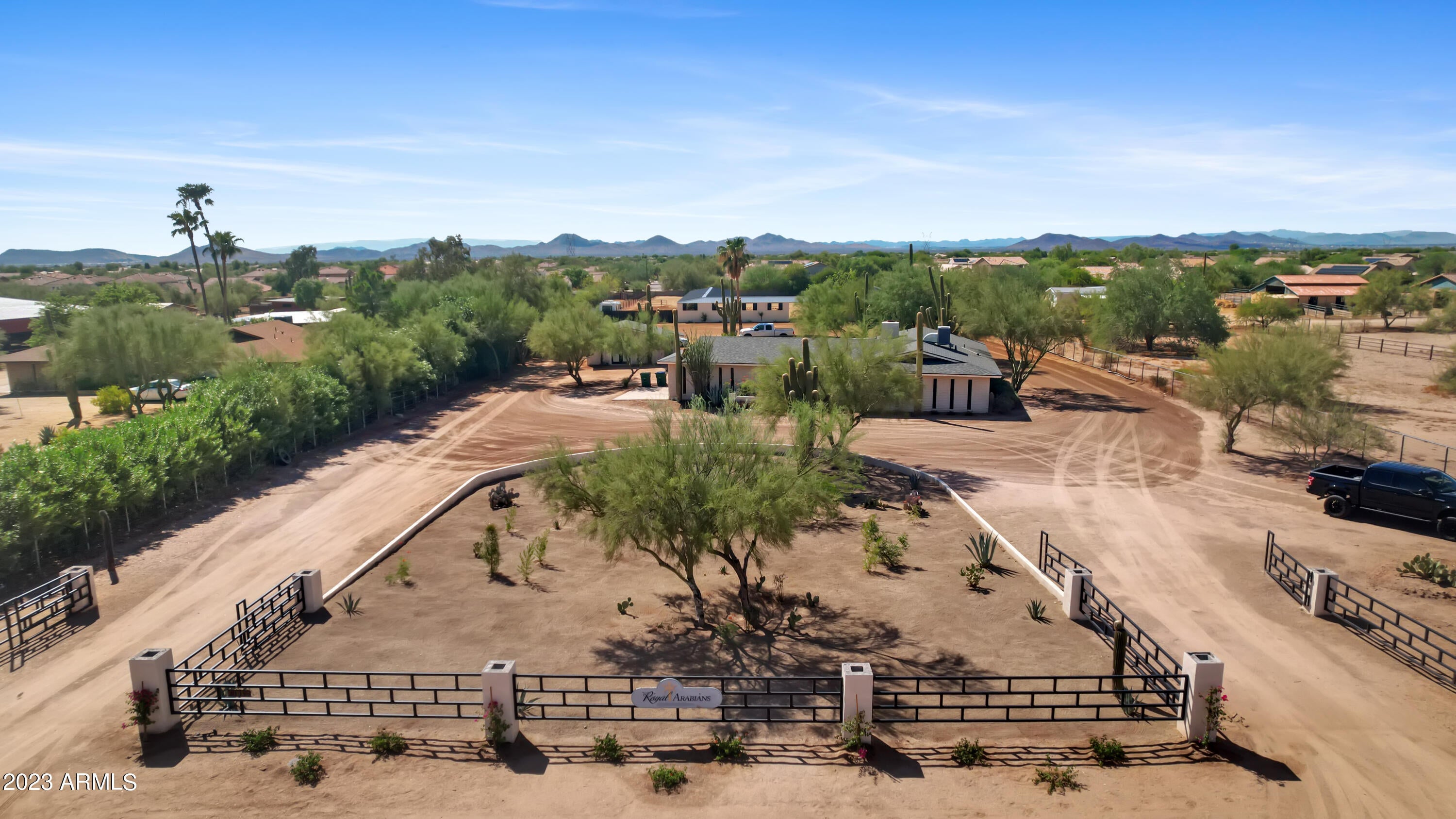 Dynamite Equestrian Properties - Residential