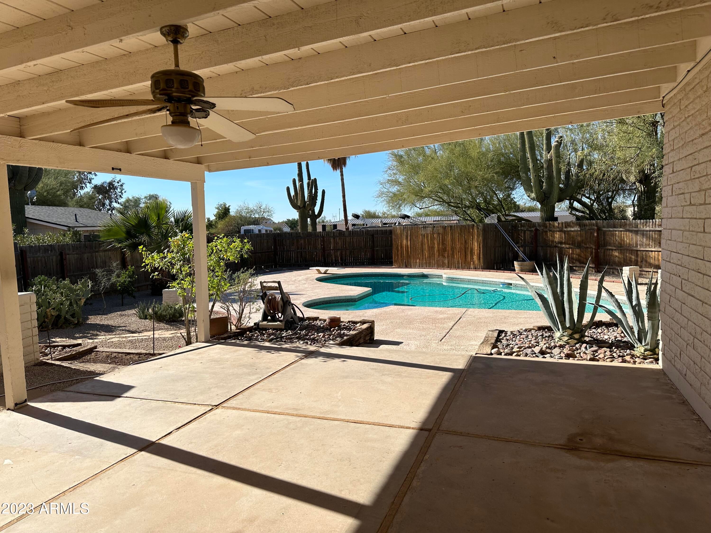 Dynamite Equestrian Properties - Residential