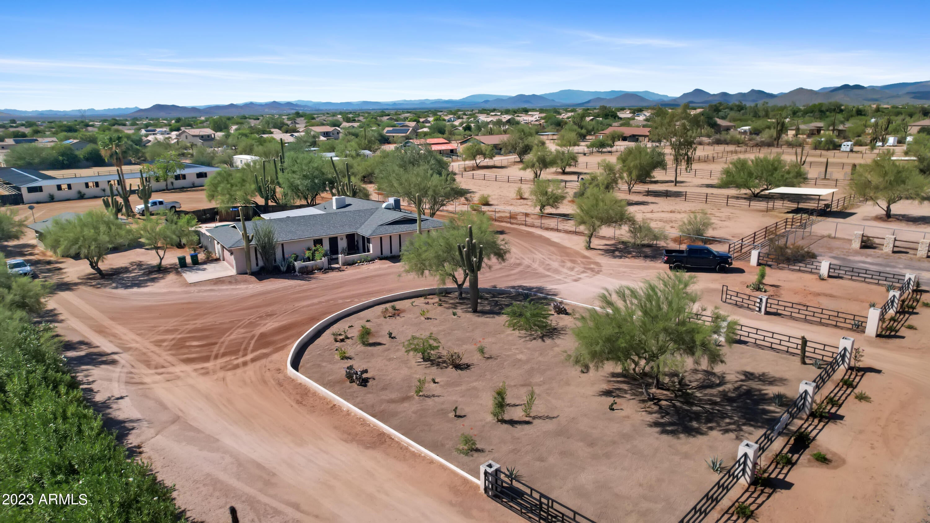 Dynamite Equestrian Properties - Residential