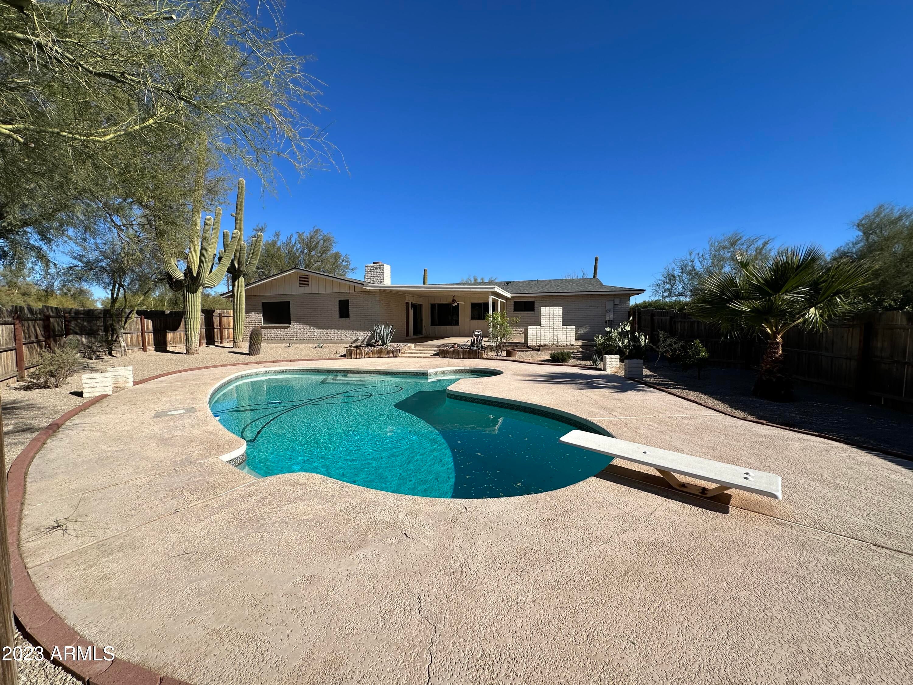 Dynamite Equestrian Properties - Residential
